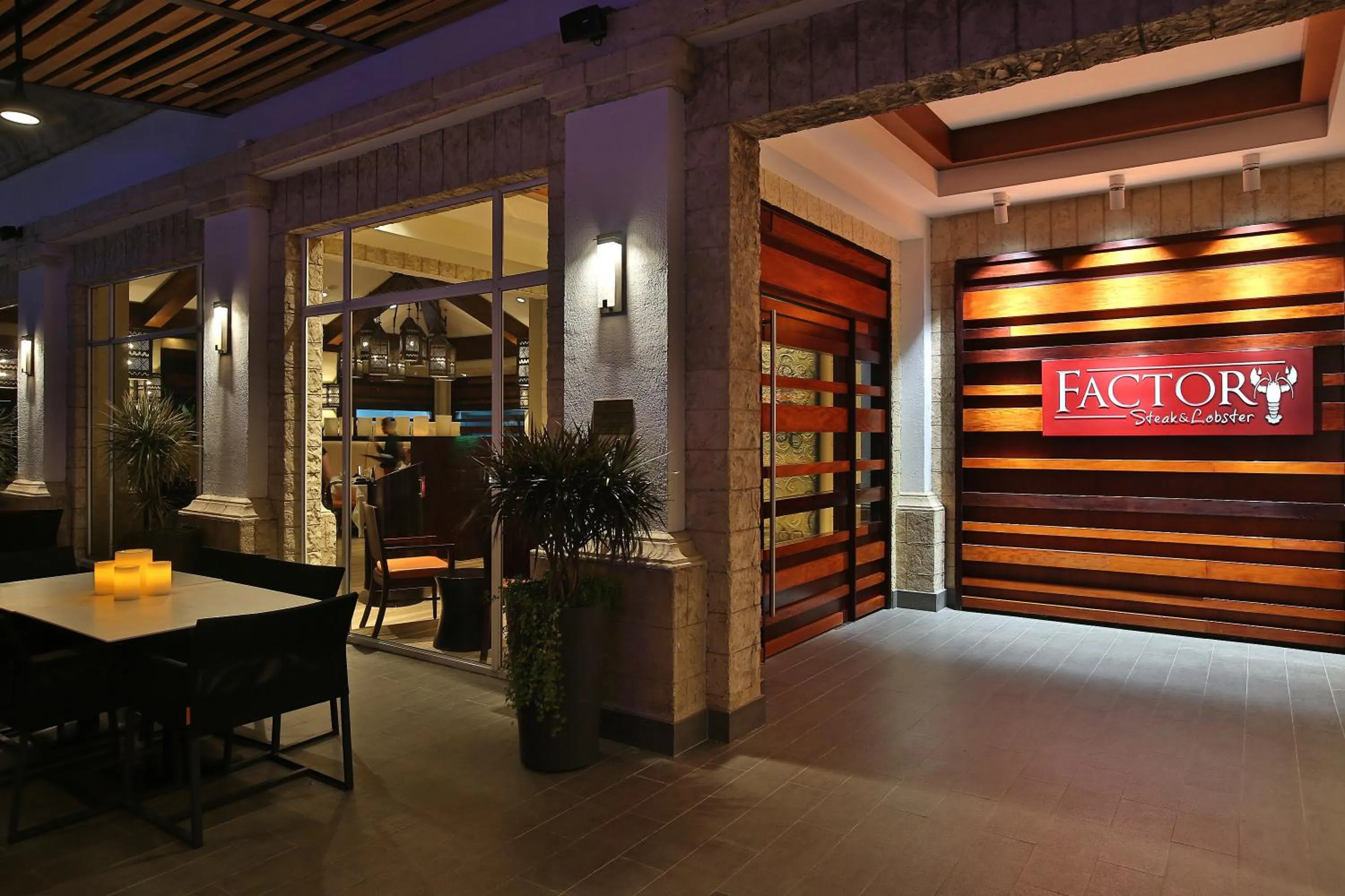 Restaurant/places to eat in Real Intercontinental Metrocentro Managua by IHG