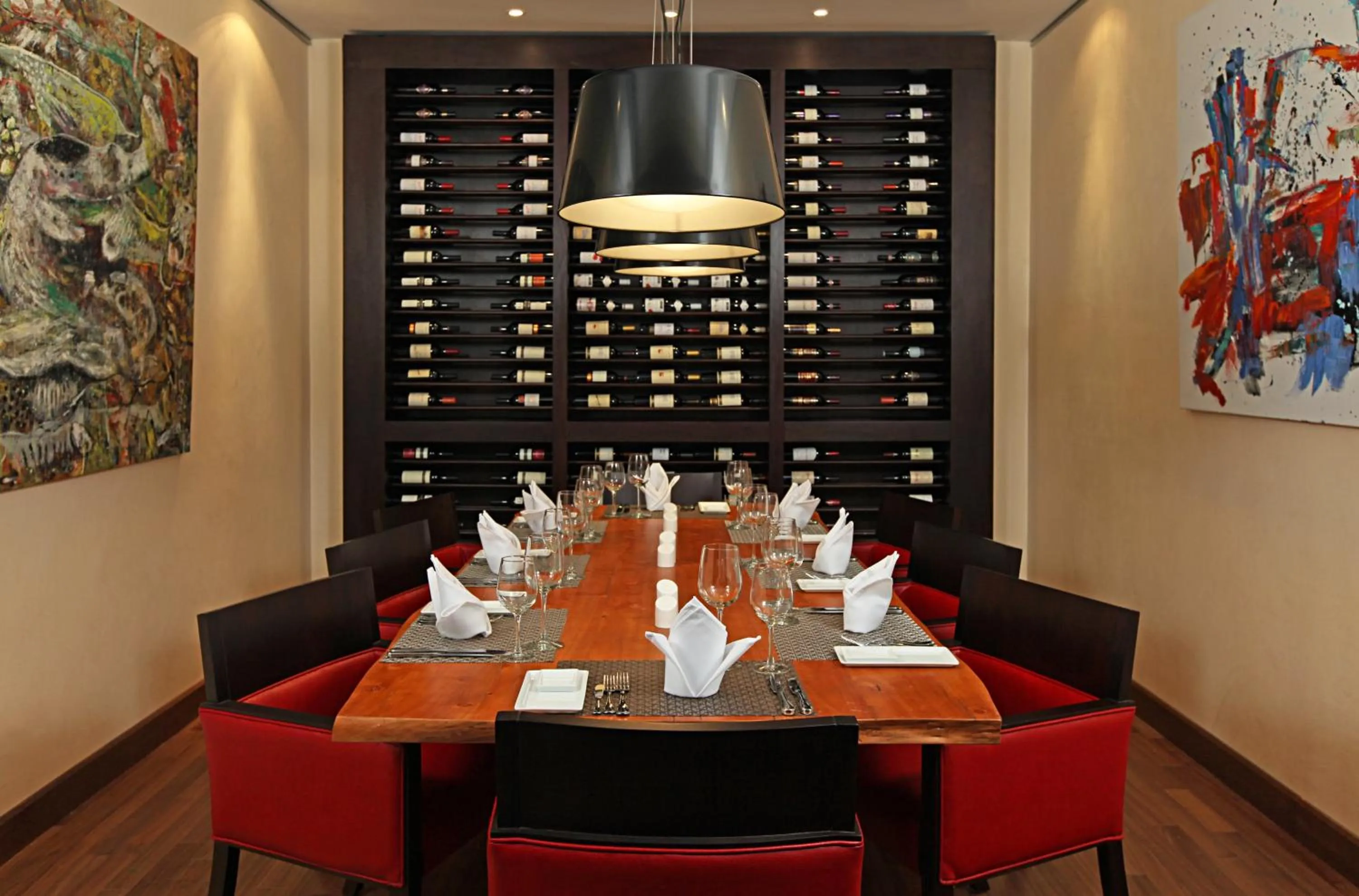 Restaurant/places to eat in Real Intercontinental Metrocentro Managua by IHG