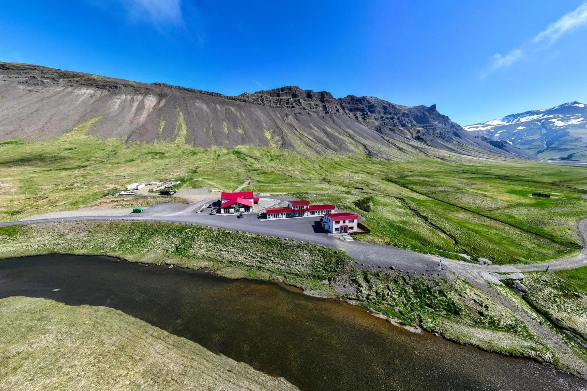 Facade/entrance in Kirkjufell Guesthouse and Apartments