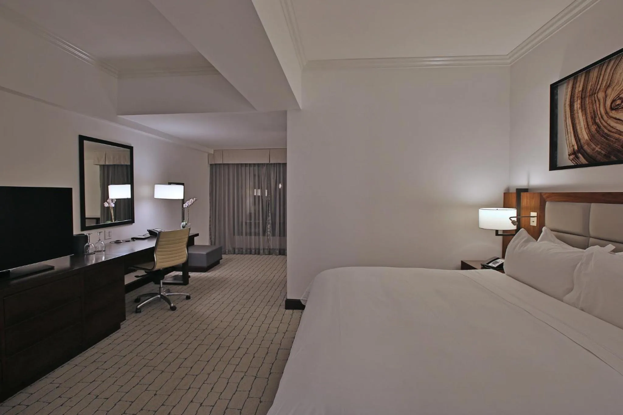 Photo of the whole room, Bed in Intercontinental Real Guatemala by IHG