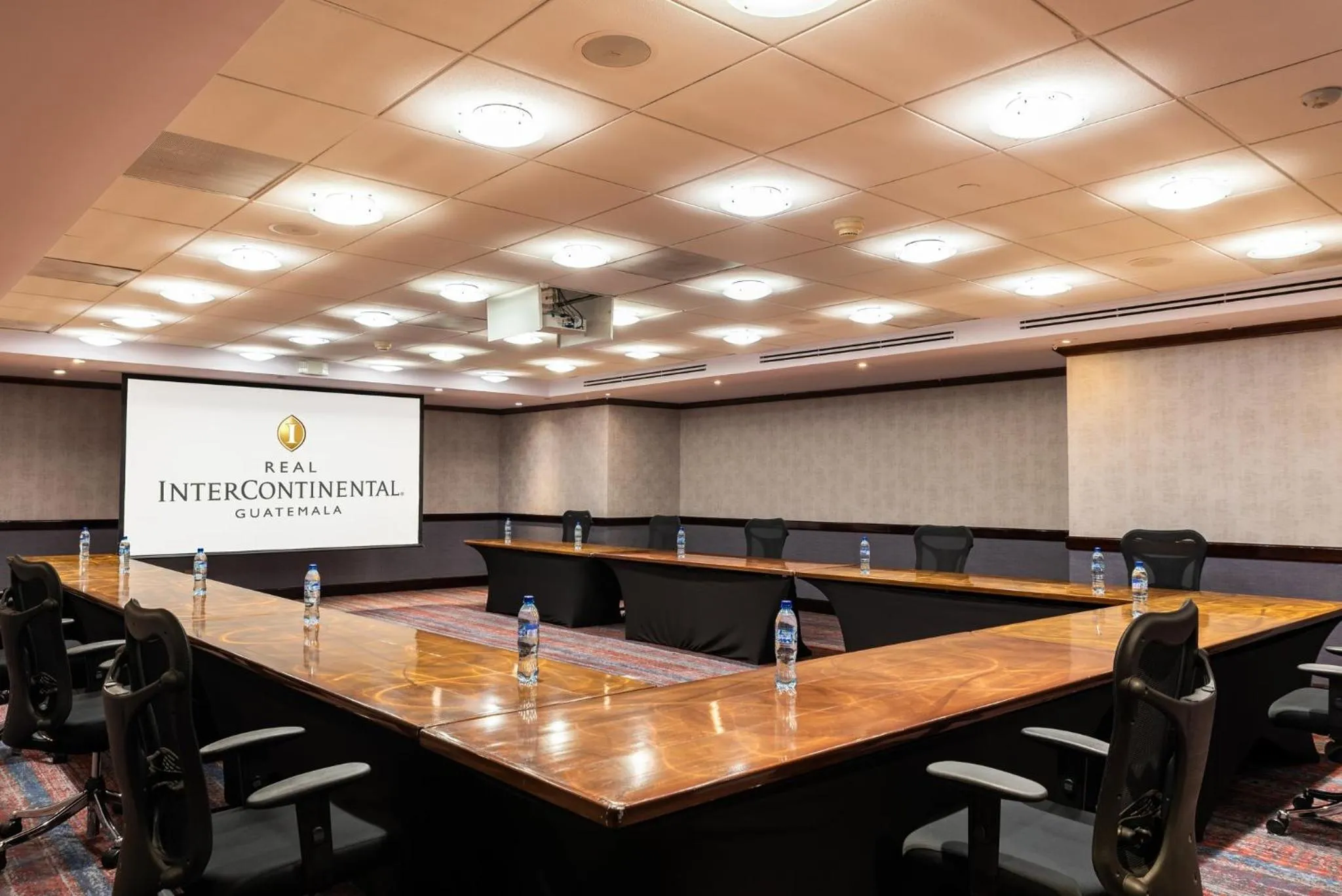 Meeting/conference room in Intercontinental Real Guatemala by IHG