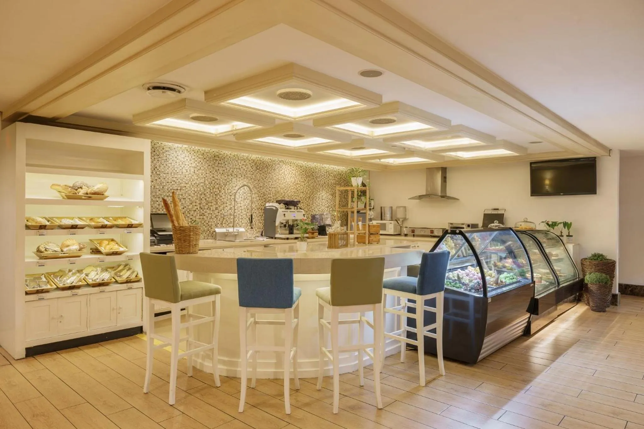 Restaurant/places to eat in Intercontinental Real Guatemala by IHG