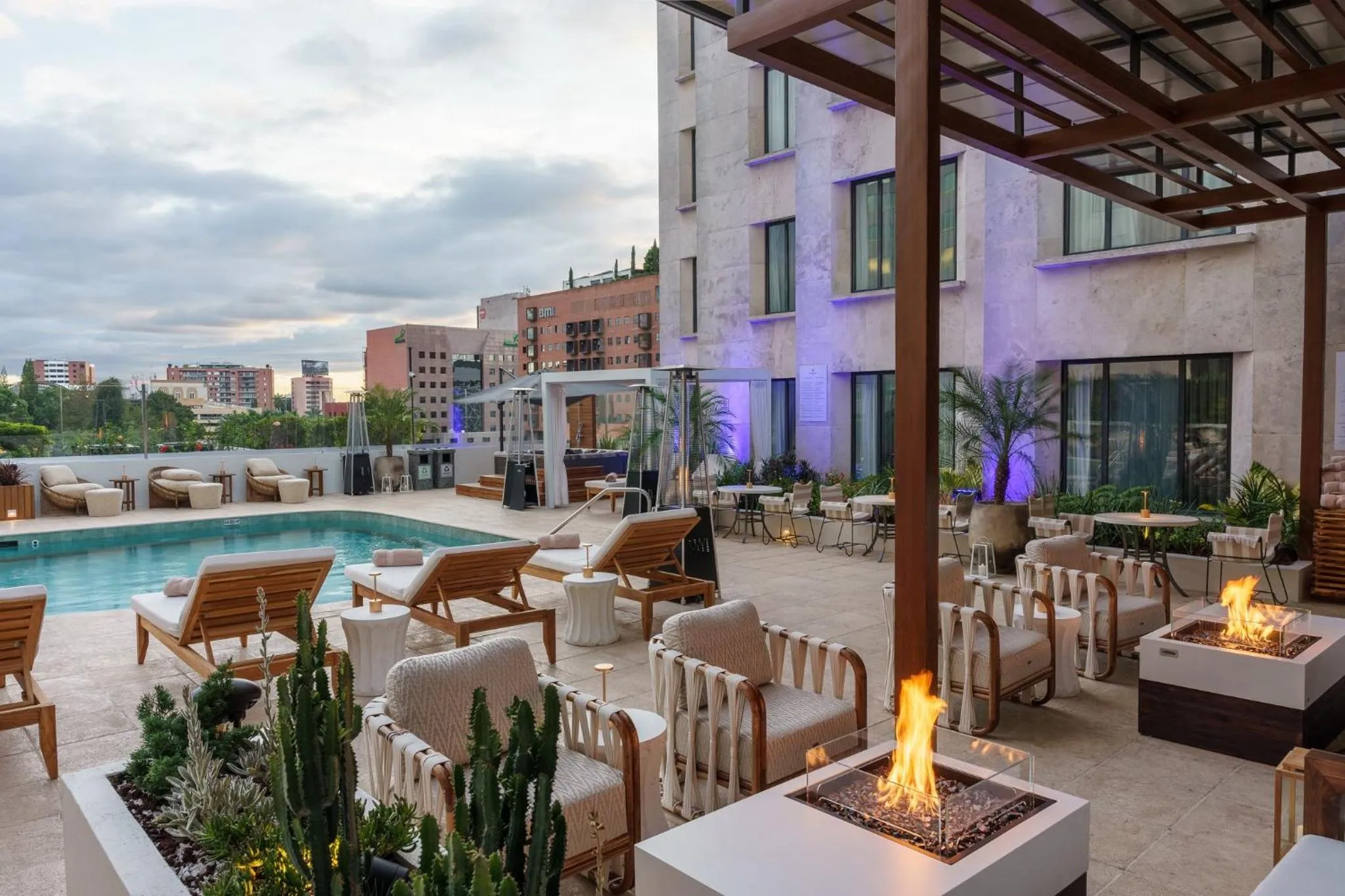 Restaurant/places to eat in Intercontinental Real Guatemala by IHG