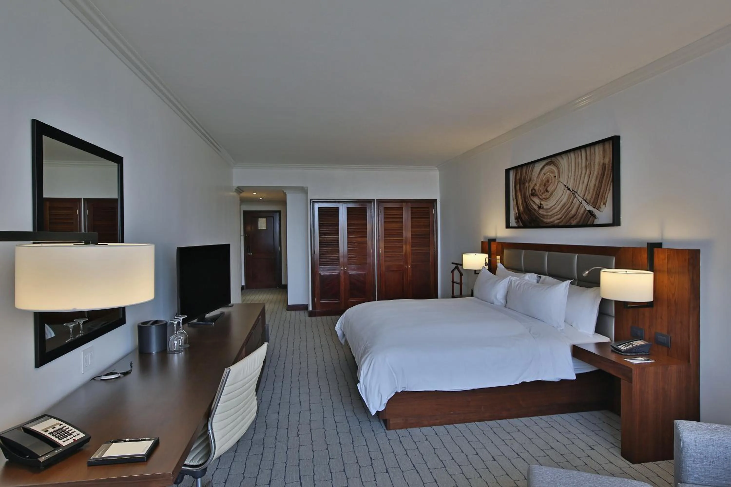 Photo of the whole room, Bed in Intercontinental Real Guatemala by IHG