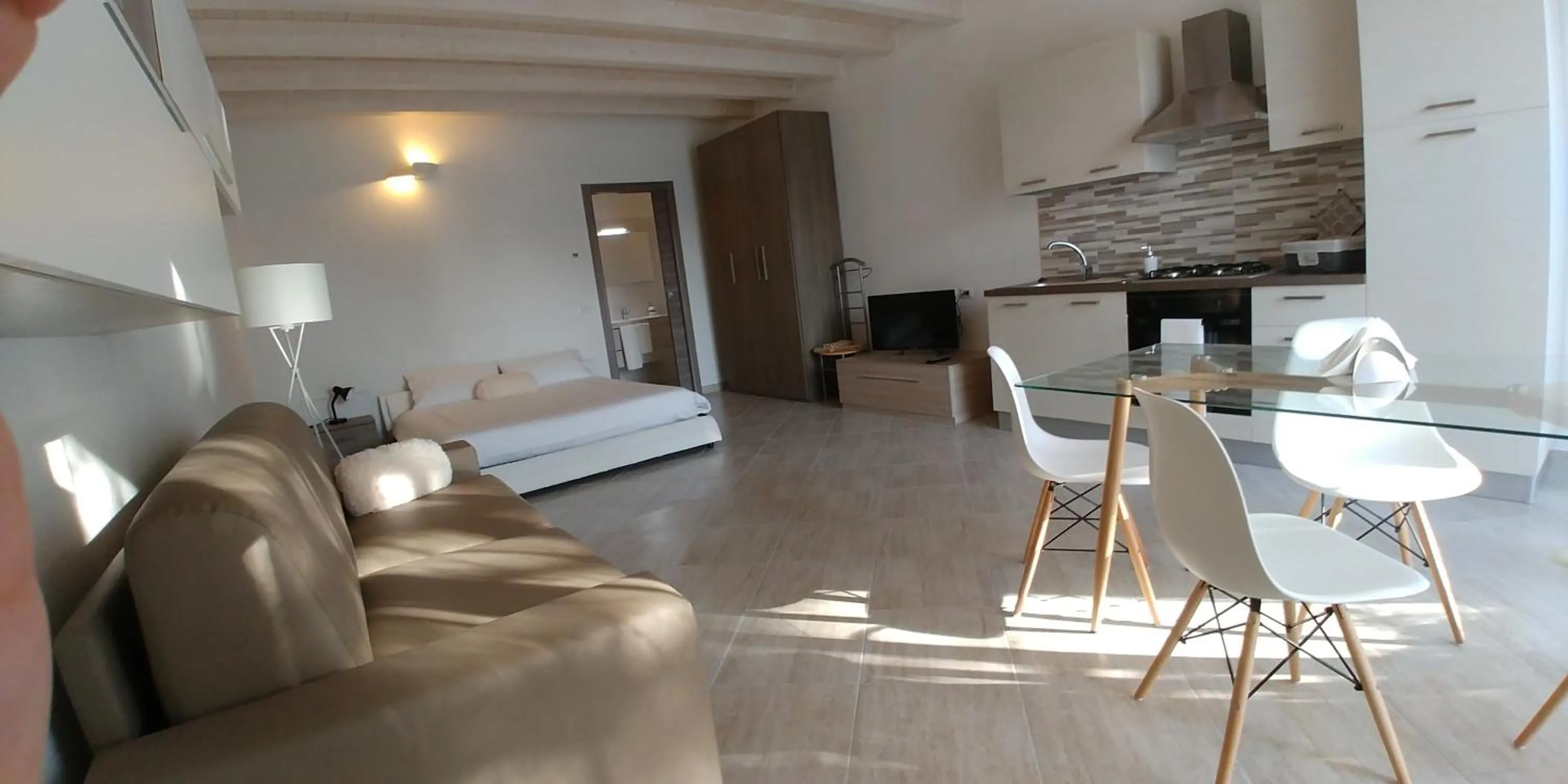 Photo of the whole room, Bed in Paradeisos Residence Sas