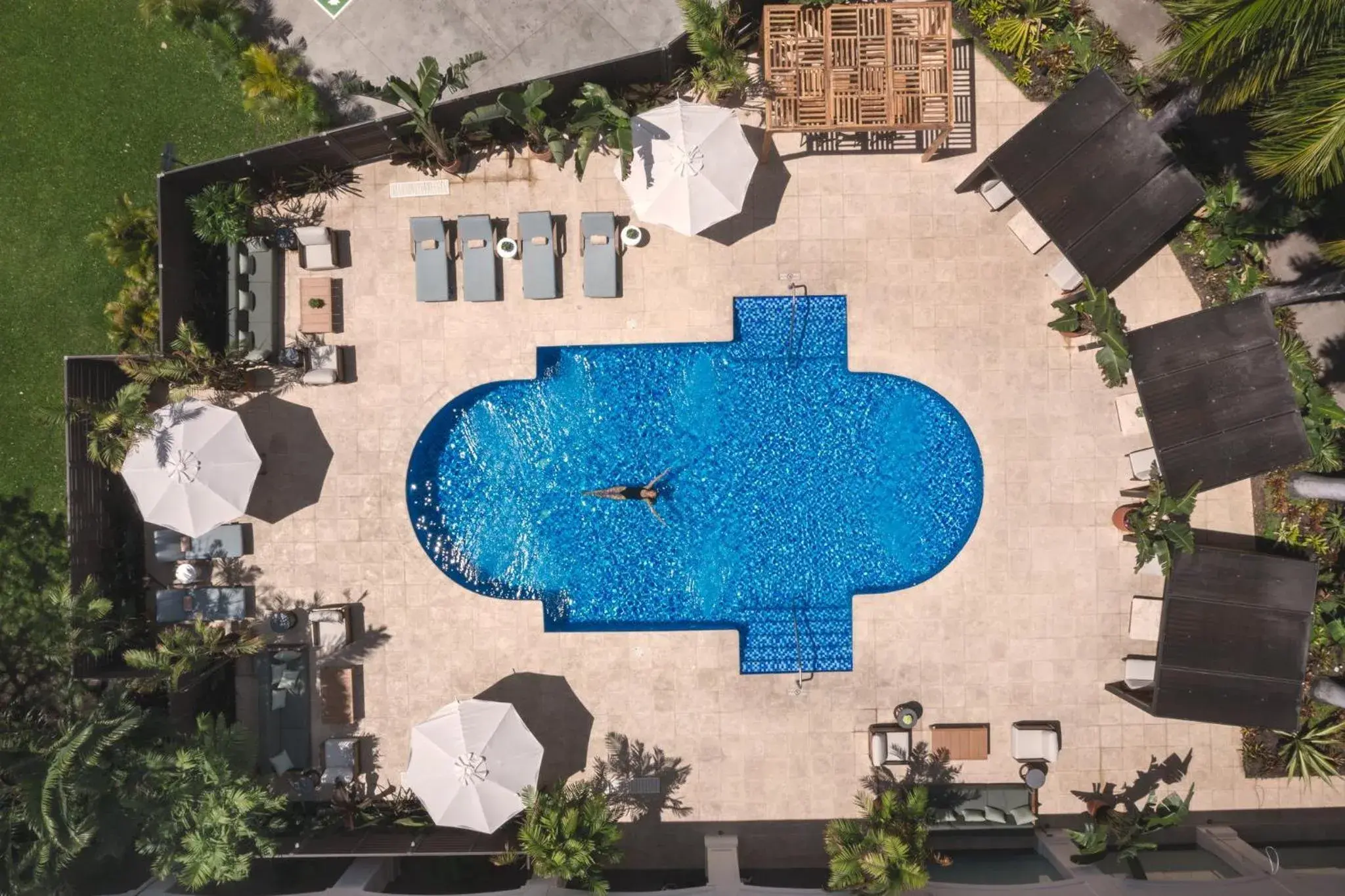 Swimming pool in Real Intercontinental San Salvador by IHG Swimming pool in Real Intercontinental San Salvador by IHG