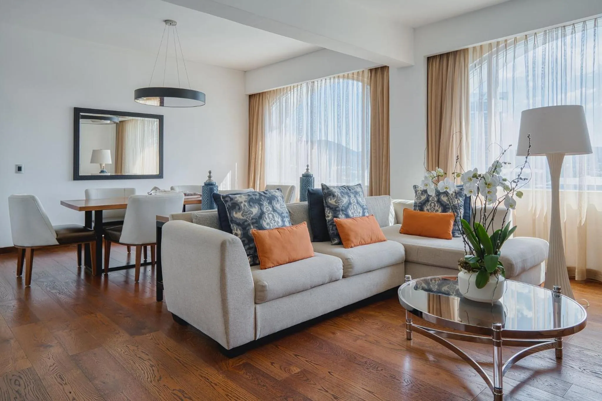 Photo of the whole room in Real Intercontinental San Salvador by IHG