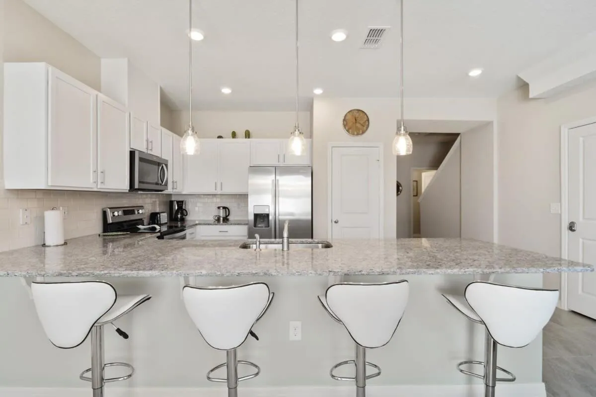 Family Friendly Four Bedrooms 5147A