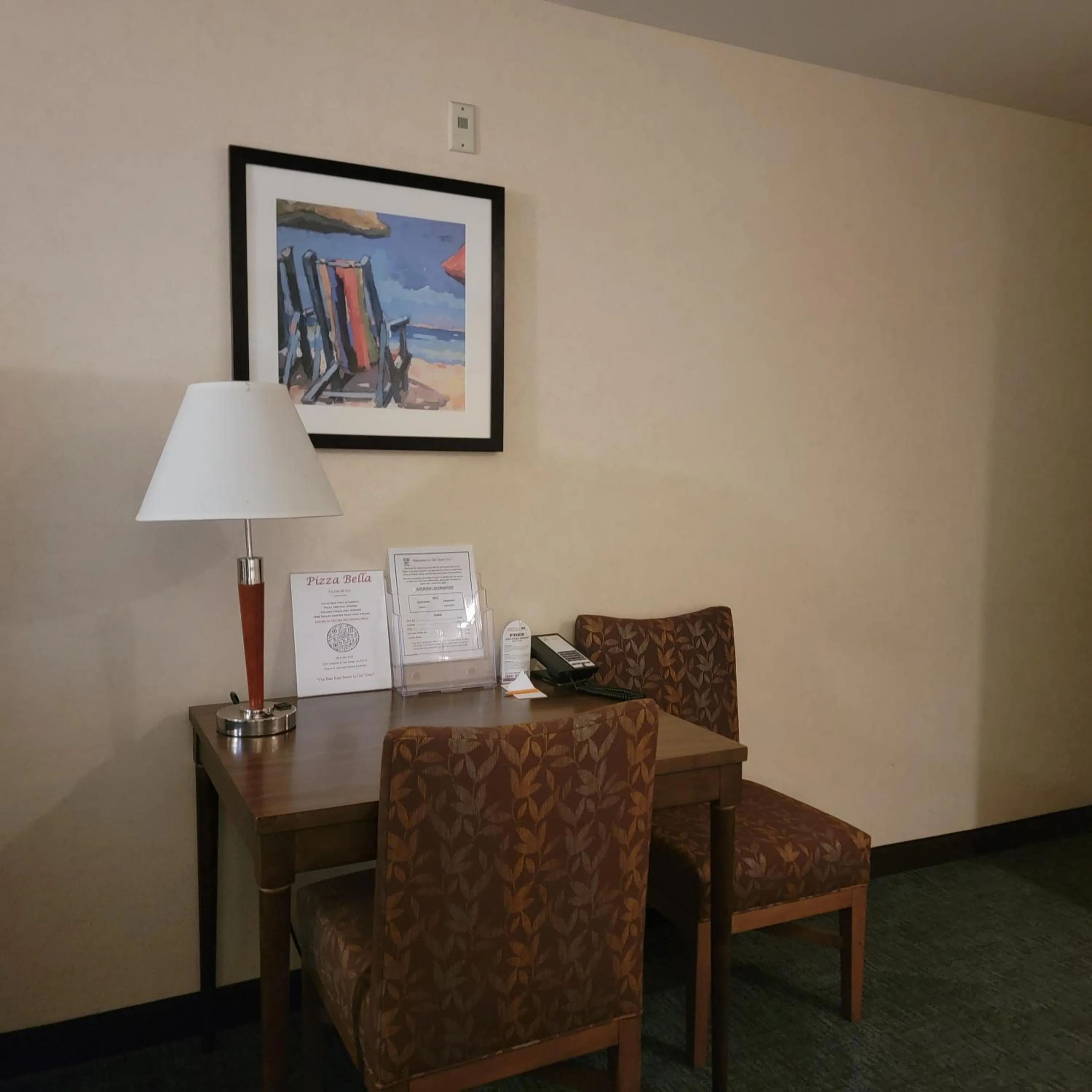 hair dresser in Old Town Inn