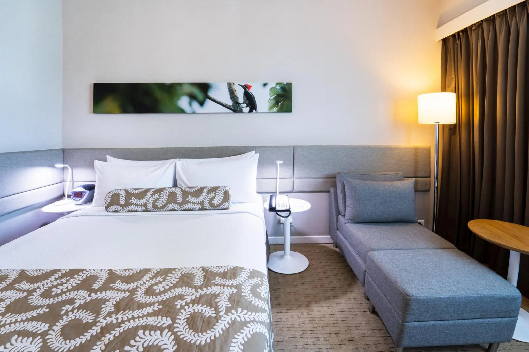 Photo of the whole room, Bed in Crowne Plaza Managua by IHG