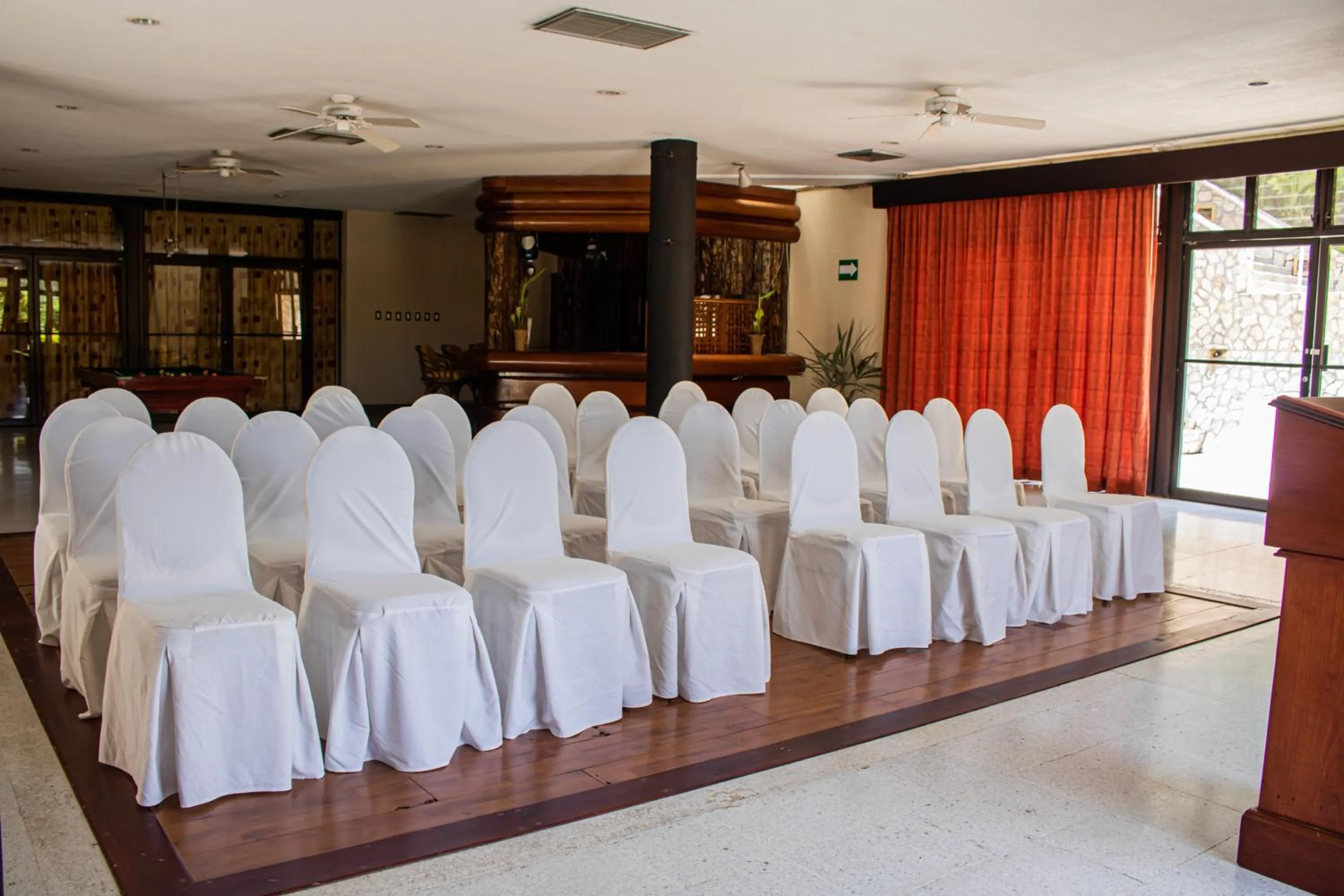 Meeting/conference room in Camino Real Tikal‎
