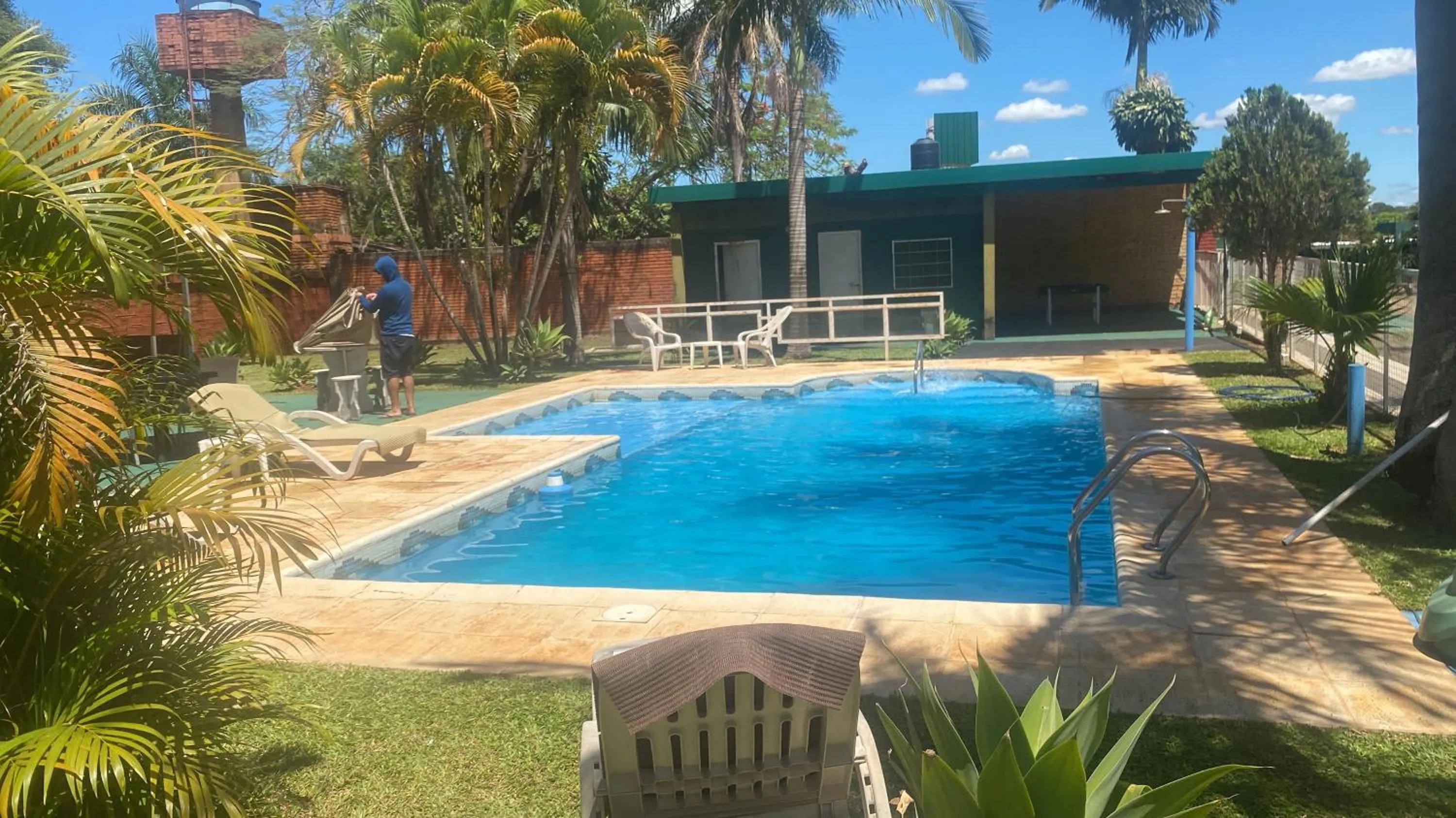 Swimming pool in Iguassu Flower Garden