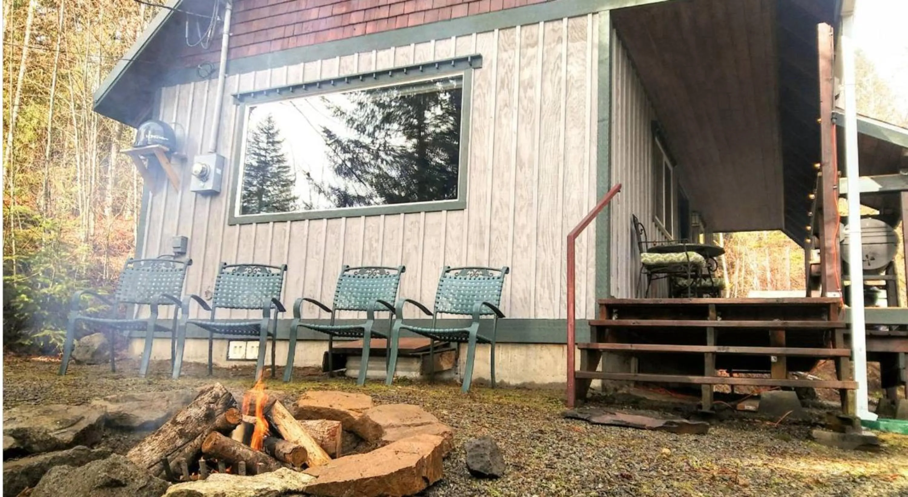 Seating area in Packwood Ski & Vacation Getaway