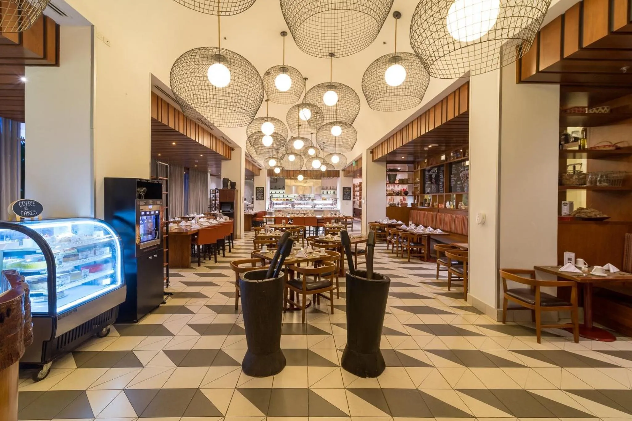 Restaurant/places to eat in InterContinental Tegucigalpa at Multiplaza Mall by IHG