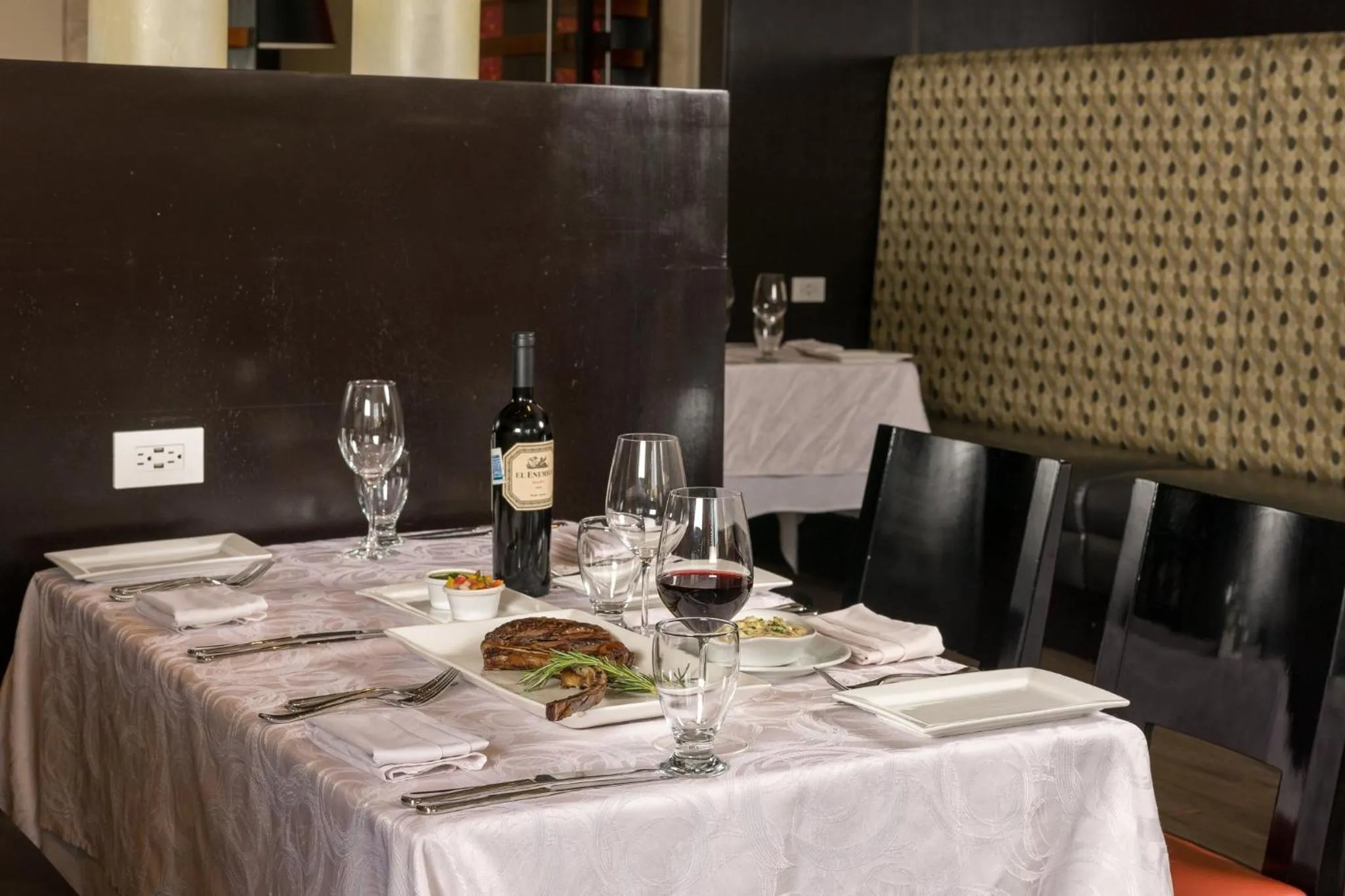 Restaurant/places to eat in InterContinental Tegucigalpa at Multiplaza Mall by IHG