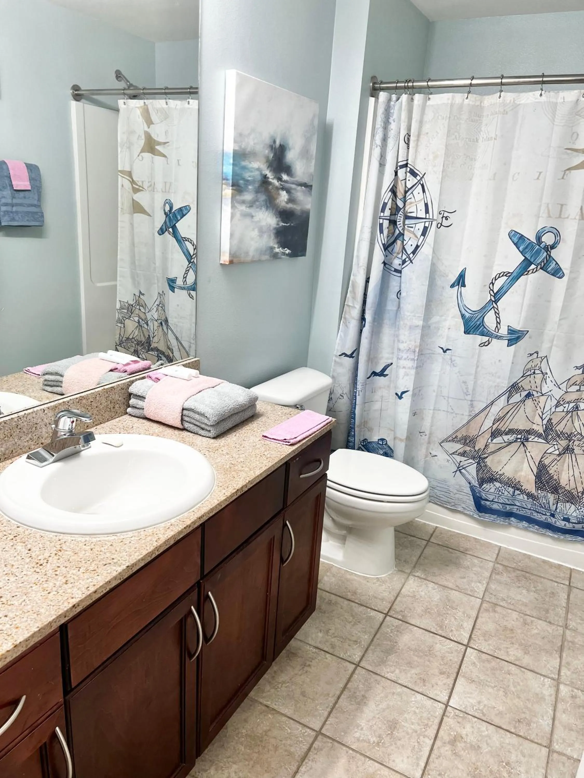 LAKETOWN 5 POOLs STEPS TO BEACH FAMILY FRIENDLY