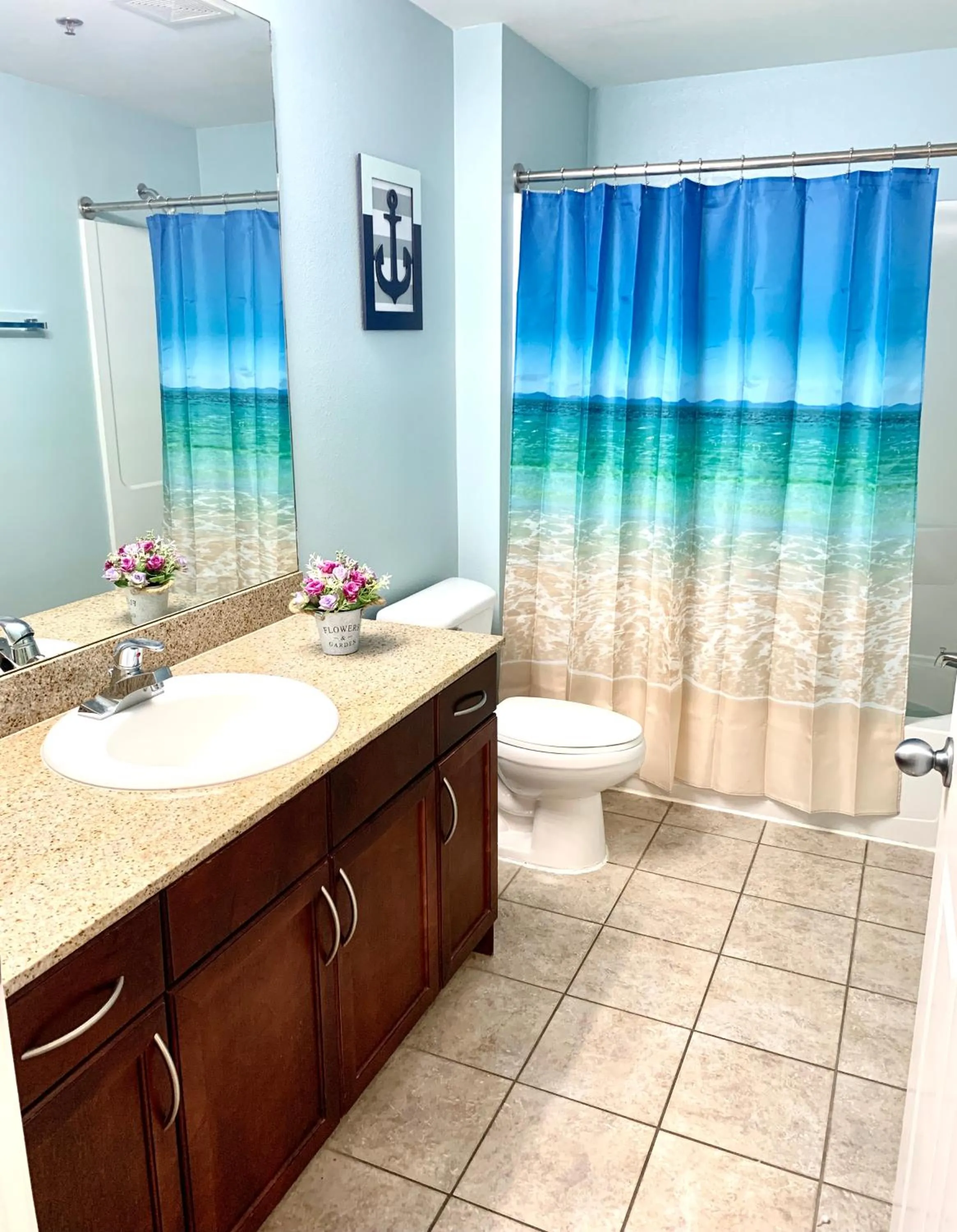 LAKETOWN 5 POOLs STEPS TO BEACH FAMILY FRIENDLY