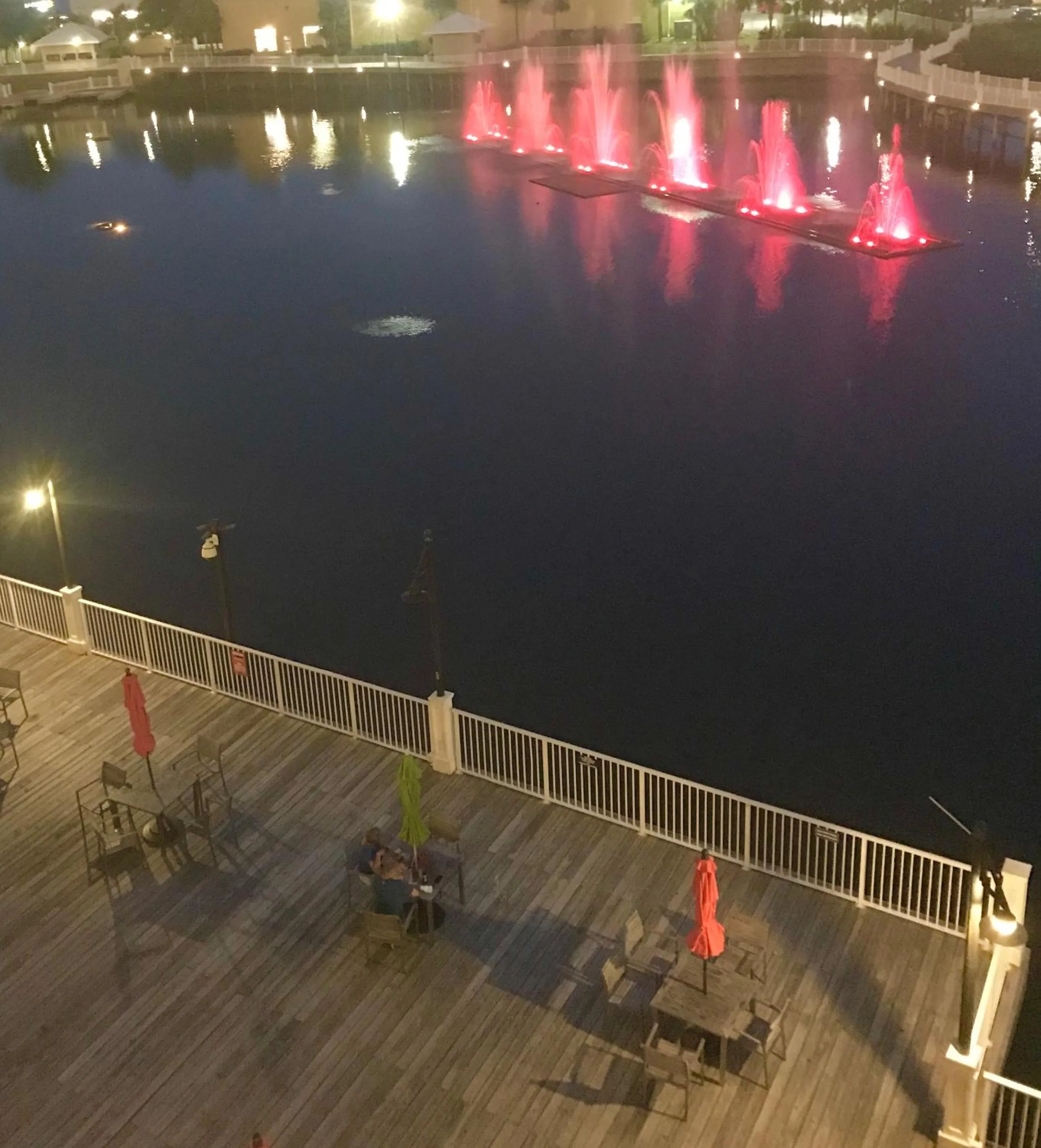 LAKETOWN 5 POOLs STEPS TO BEACH FAMILY FRIENDLY