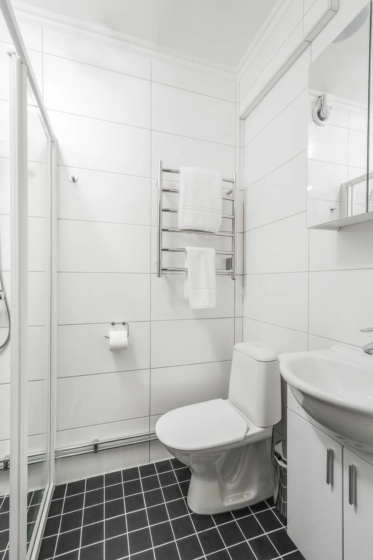 Shower in Hotel Oxelösund