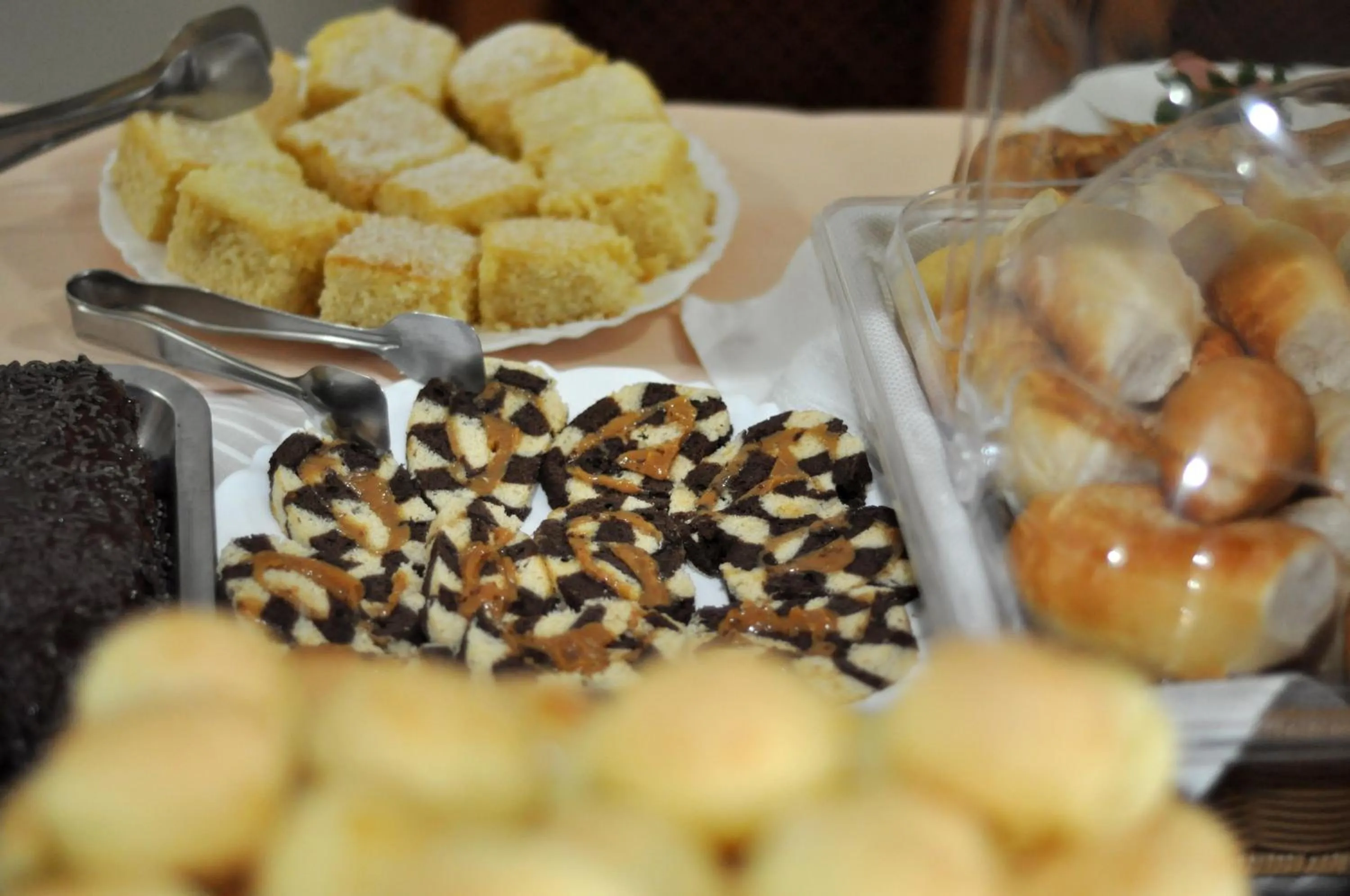 Breakfast in Hotel Carolina 2 - próximo a Universidade de Uberaba uniube - ao Aeroporto Fórum De uberaba - hospital Mario Palmeirio ao Hospital São Marcos e hospital Regional