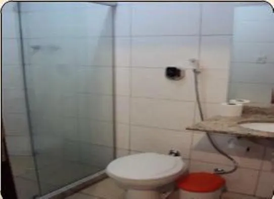Bathroom in Estalagem Motel (Adult Only)
