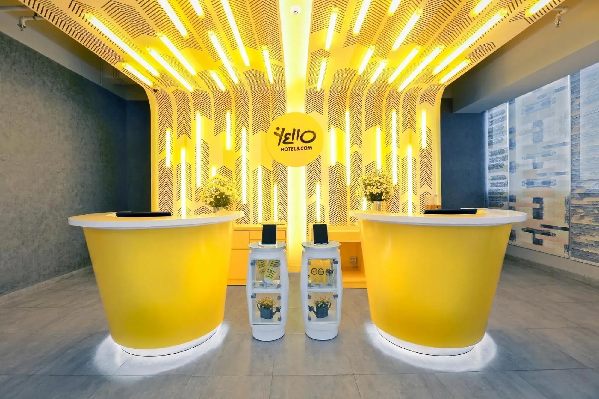 Lobby or reception in YELLO Hotel Paskal Bandung Lobby or reception in YELLO Hotel Paskal Bandung