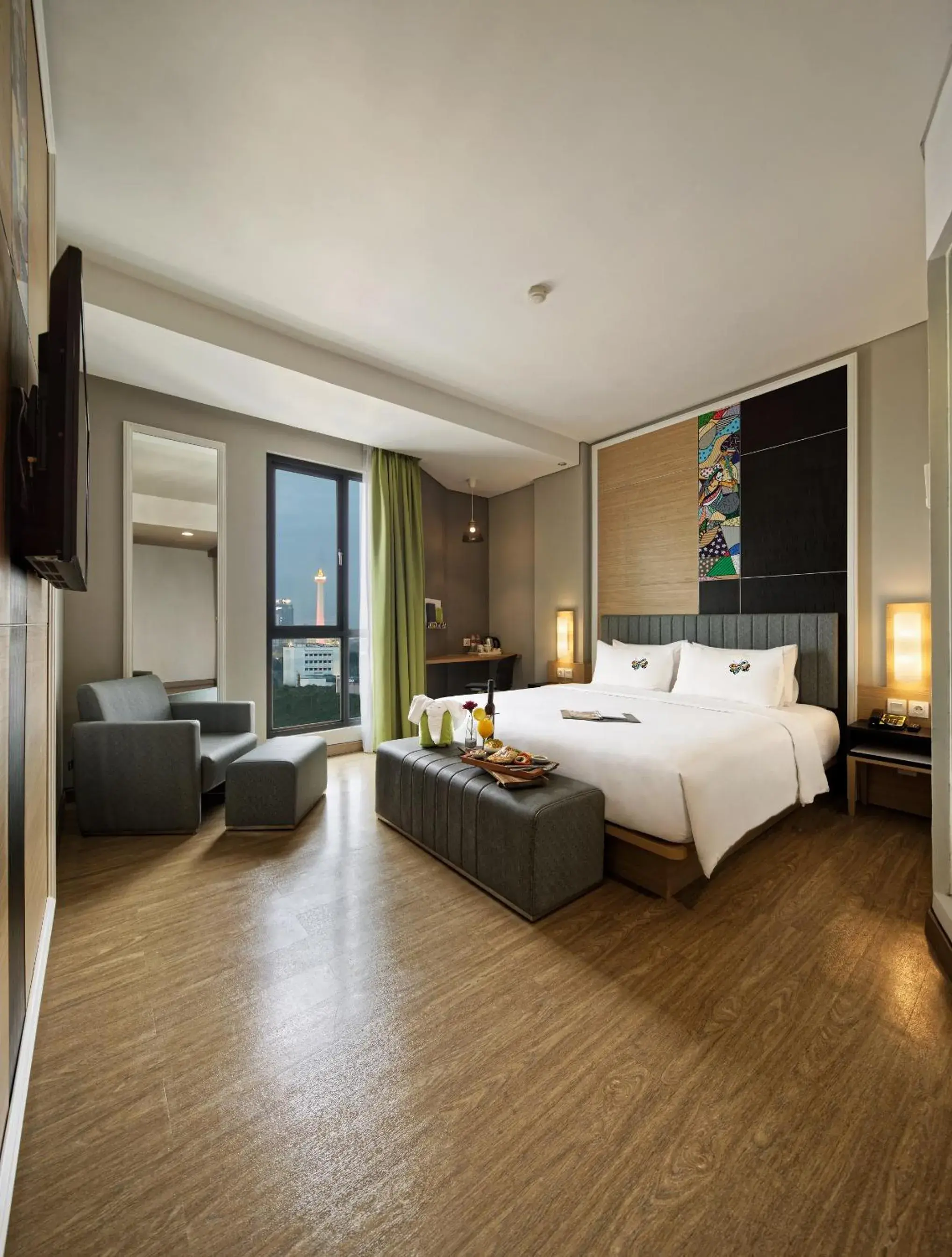 Bed in MaxOne Platinum Hayam Wuruk Bed in MaxOne Platinum Hayam Wuruk