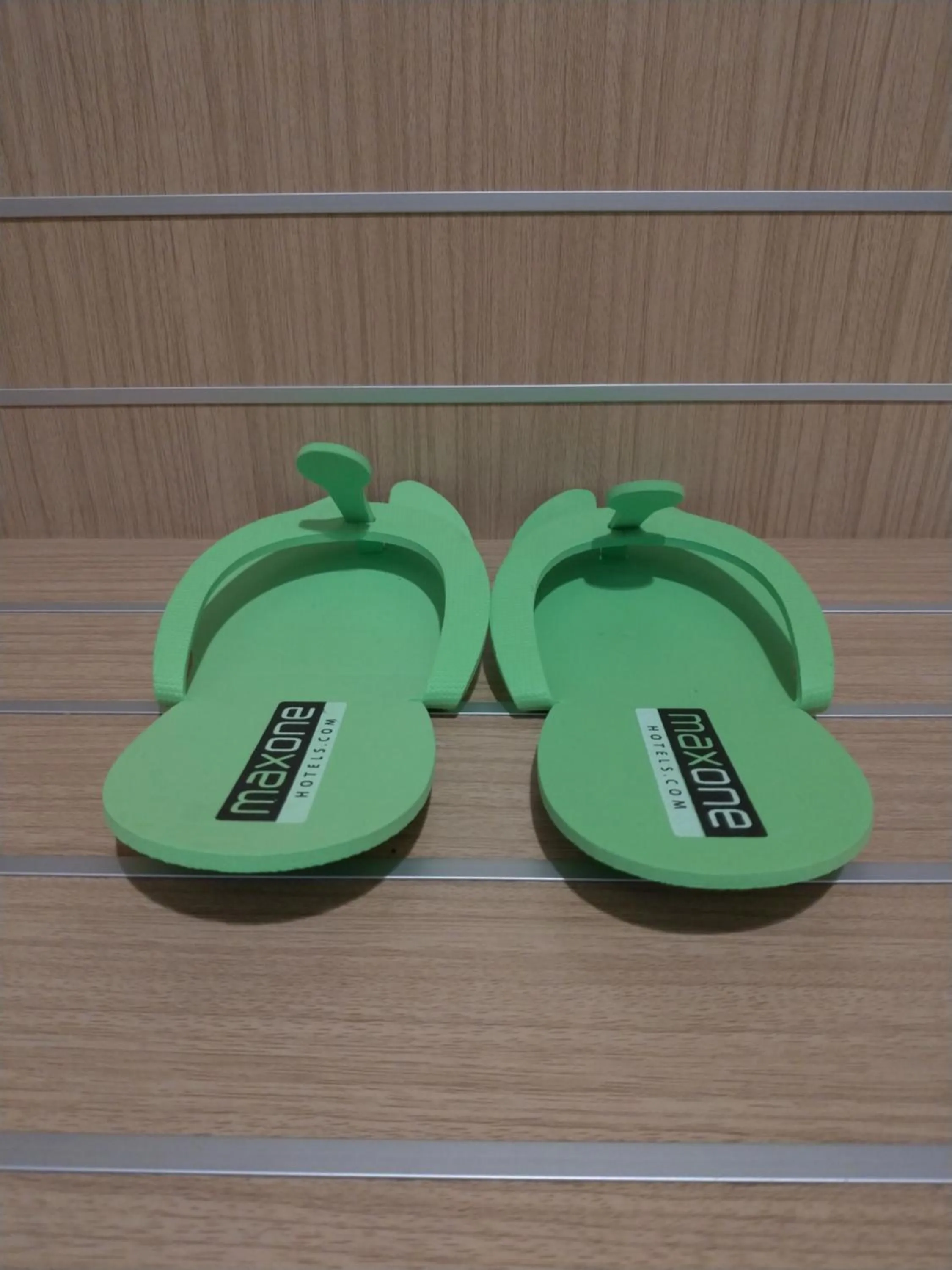 MaxOne Platinum Hayam Wuruk