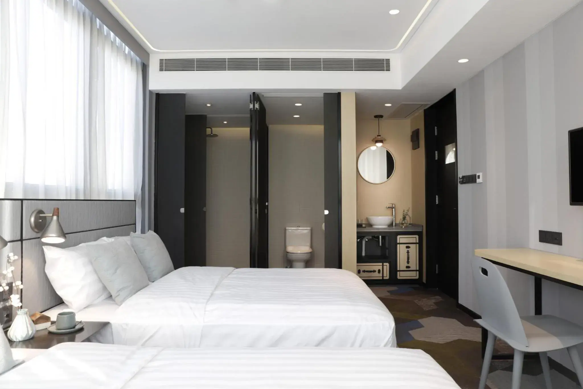 Bed in Hotel Ease Access Tsuen Wan Bed in Hotel Ease Access Tsuen Wan