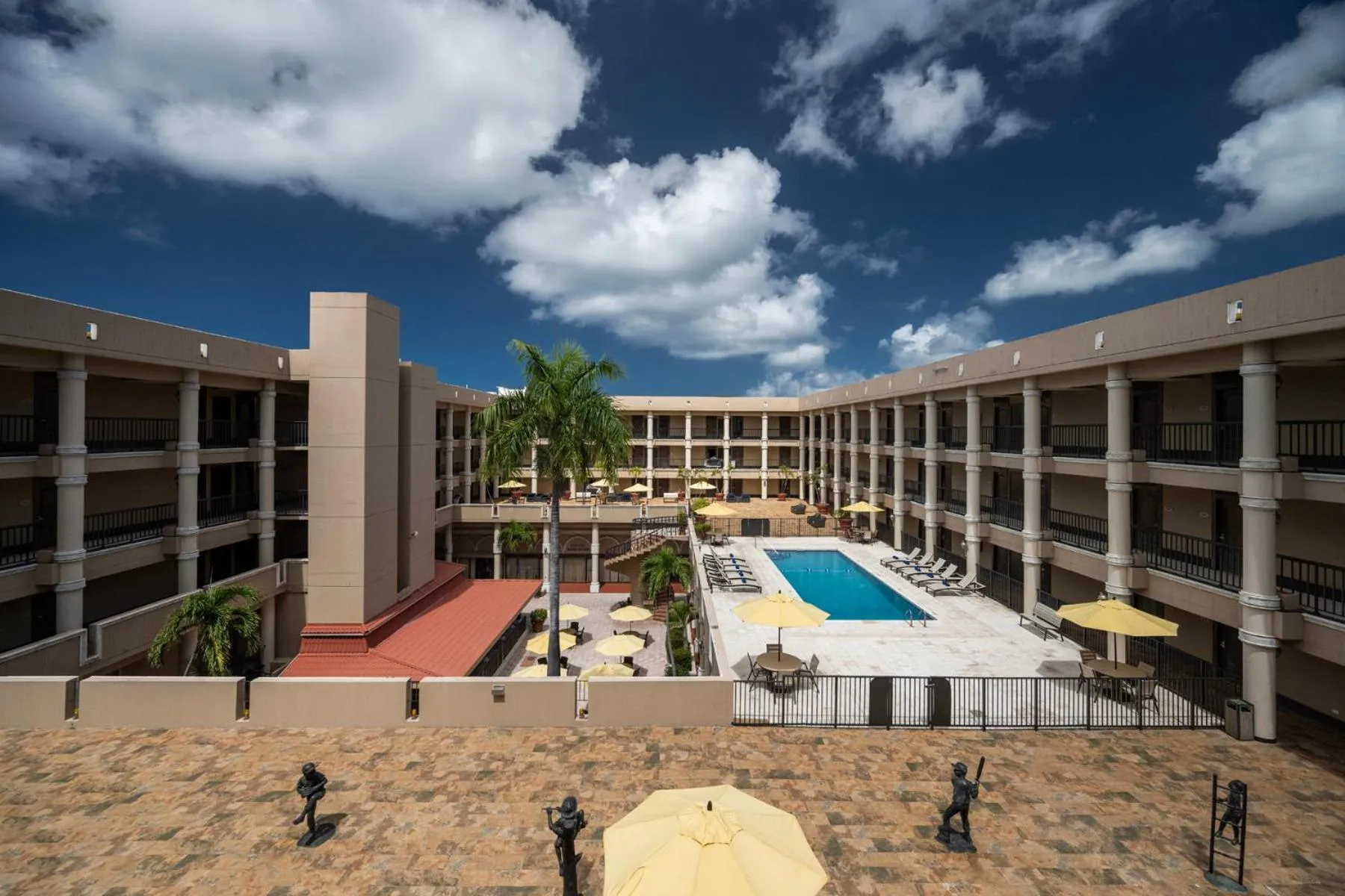 Inner courtyard view in Windward Passage Hotel
