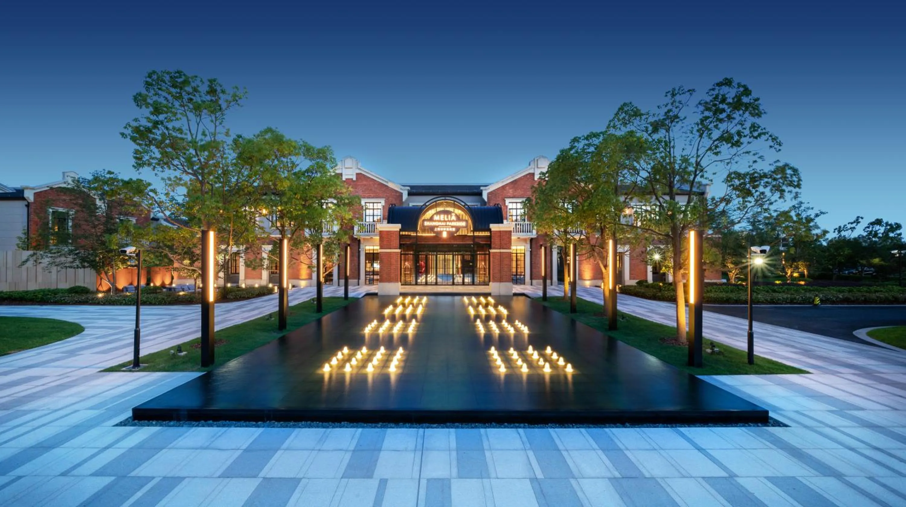 Facade/entrance in Melia Shanghai Parkside