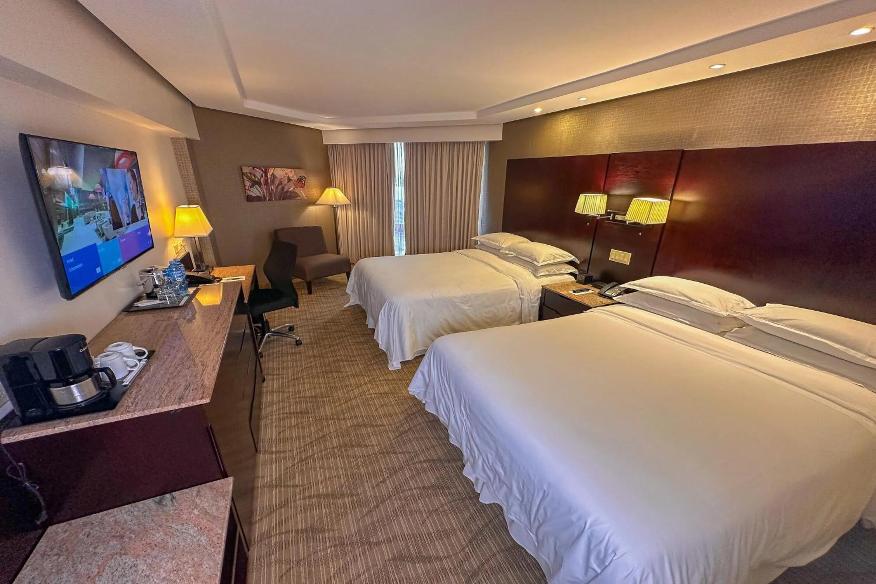 Bed in Sheraton Grand Panama