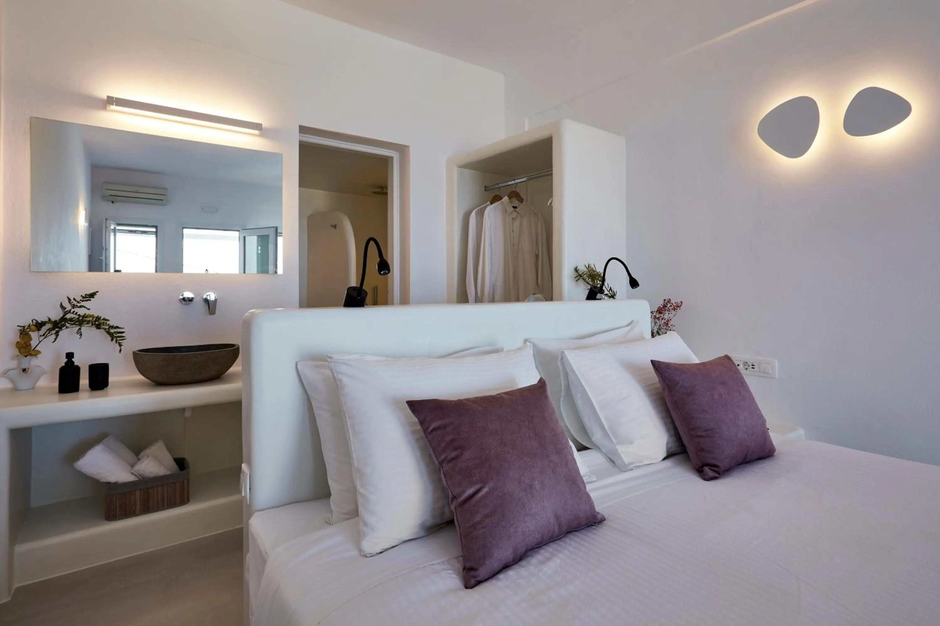 Bed in Anchor Suites