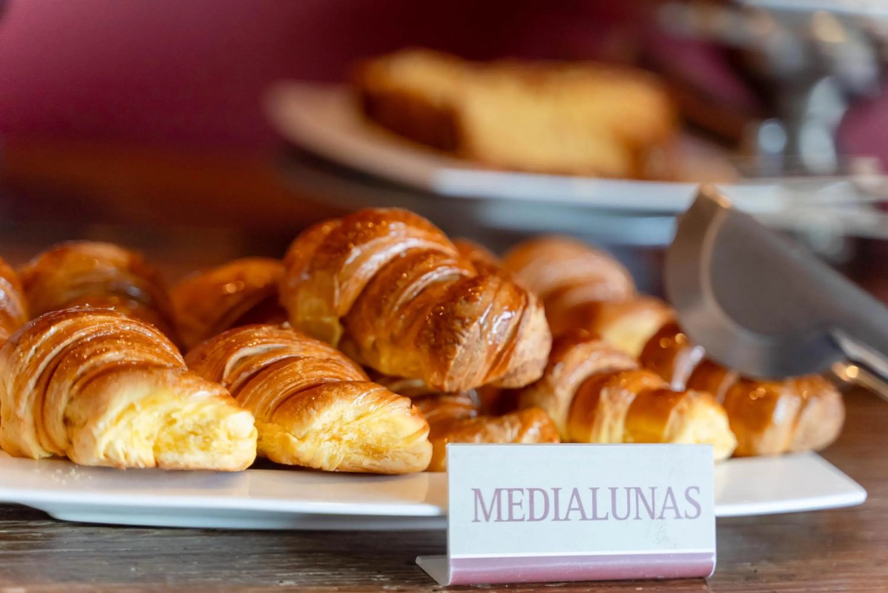 Breakfast in Hotel Genoves