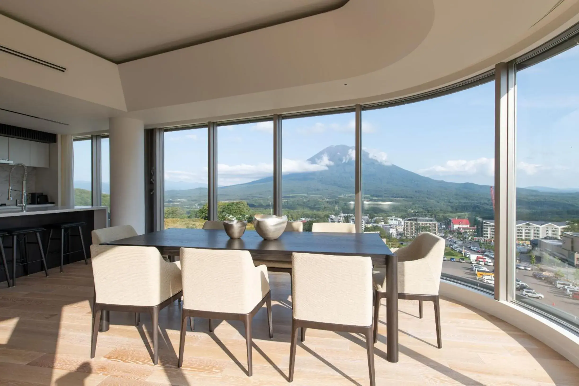 4 Bedroom Suite - single occupancy in Skye Niseko 4 Bedroom Suite - single occupancy in Skye Niseko