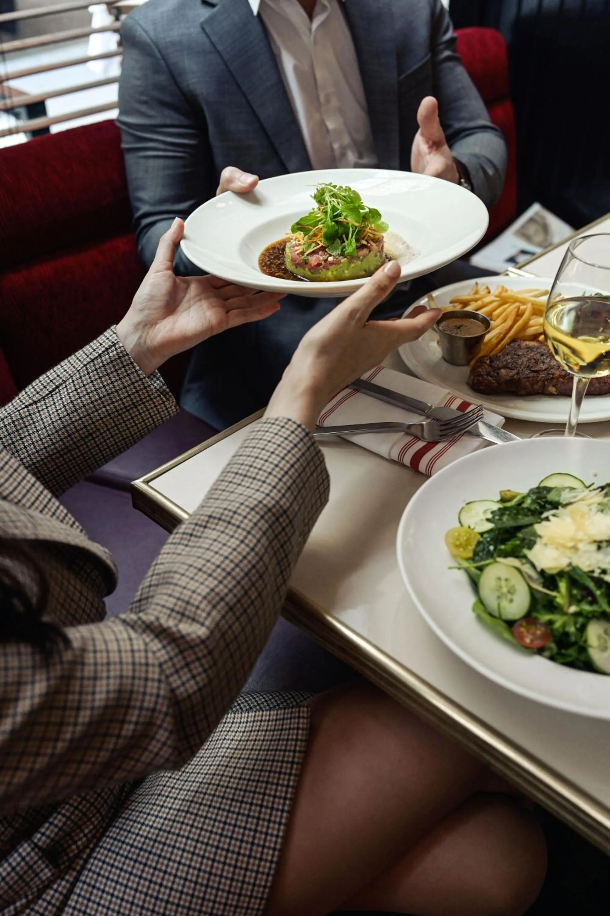 Restaurant/places to eat in Hotel 48LEX New York