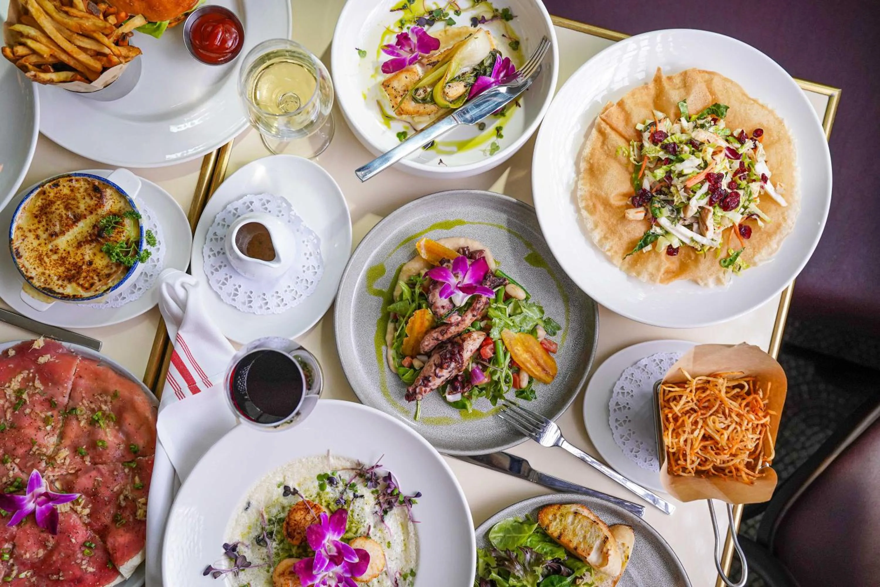 Restaurant/places to eat in Hotel 48LEX New York