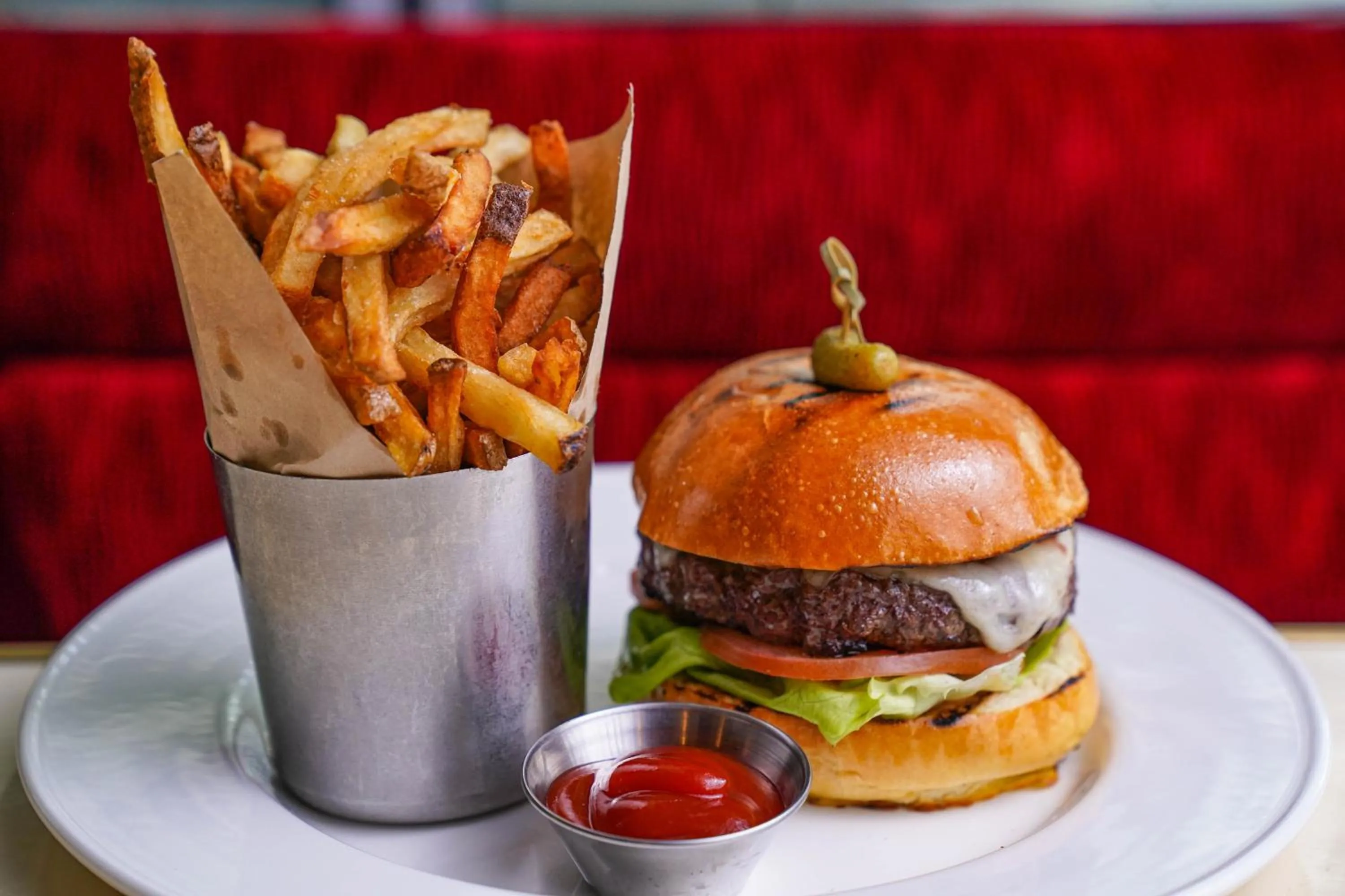 Restaurant/places to eat in Hotel 48LEX New York