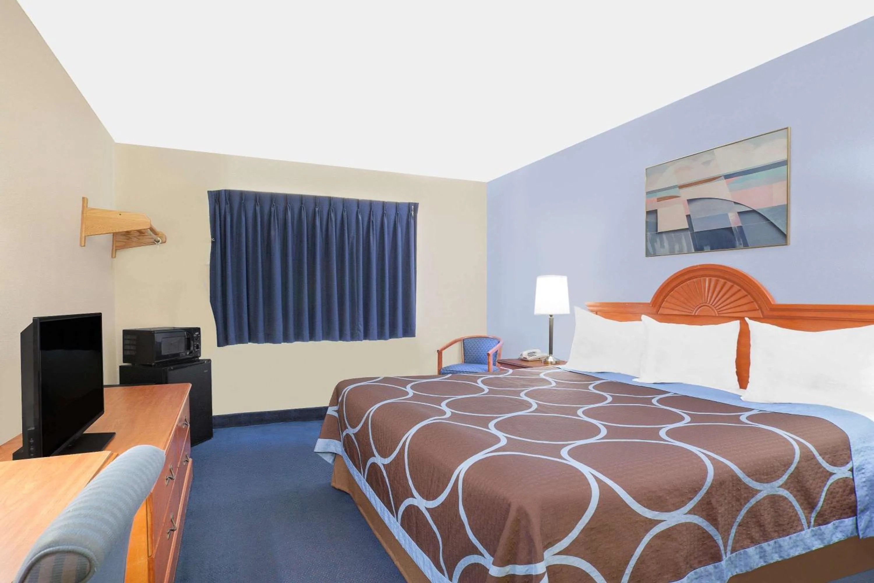 Photo of the whole room, Bed in Super 8 by Wyndham Middletown