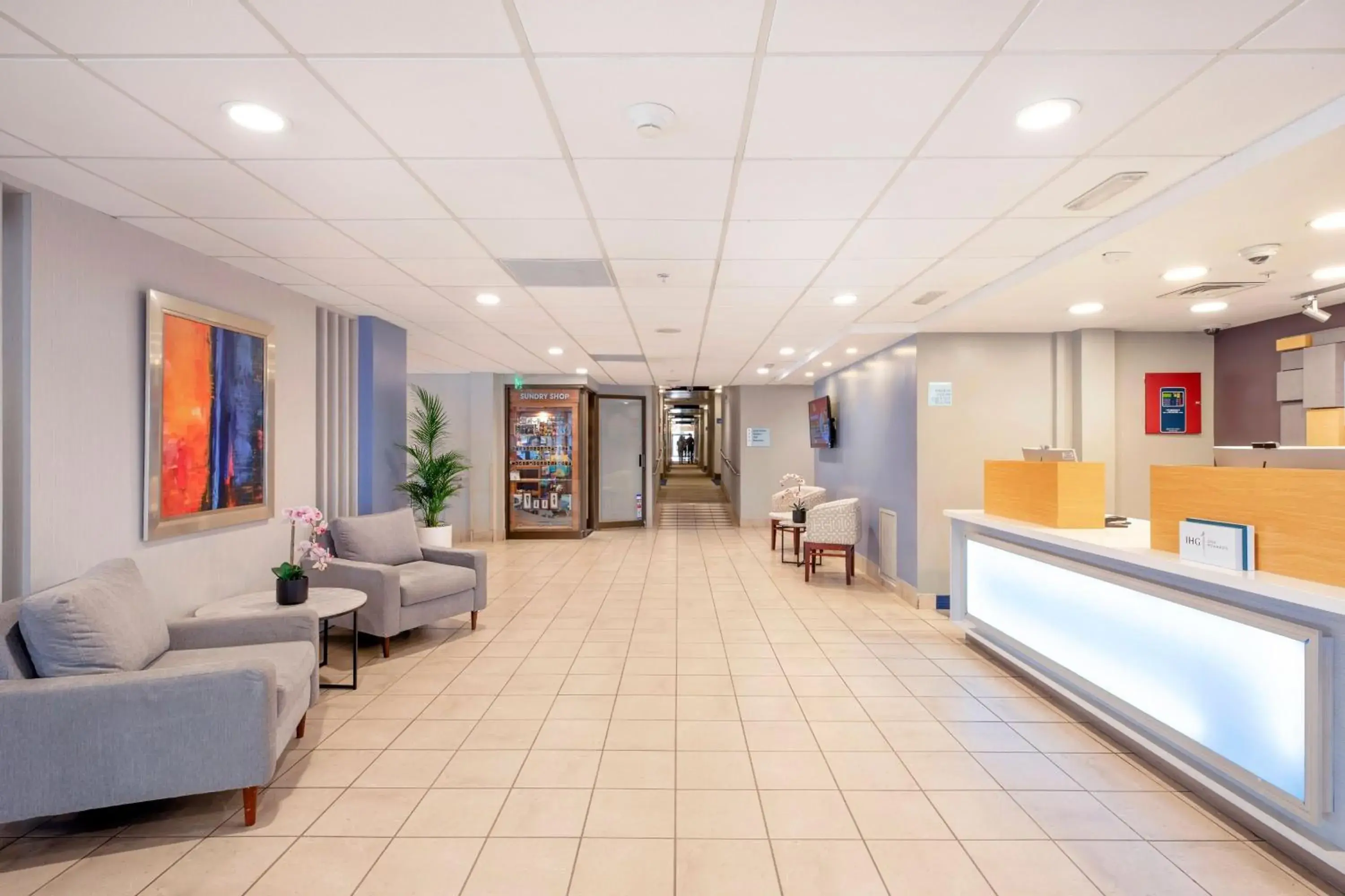 Property building in Holiday Inn Express San Jose Costa Rica Airport by IHG Property building in Holiday Inn Express San Jose Costa Rica Airport by IHG