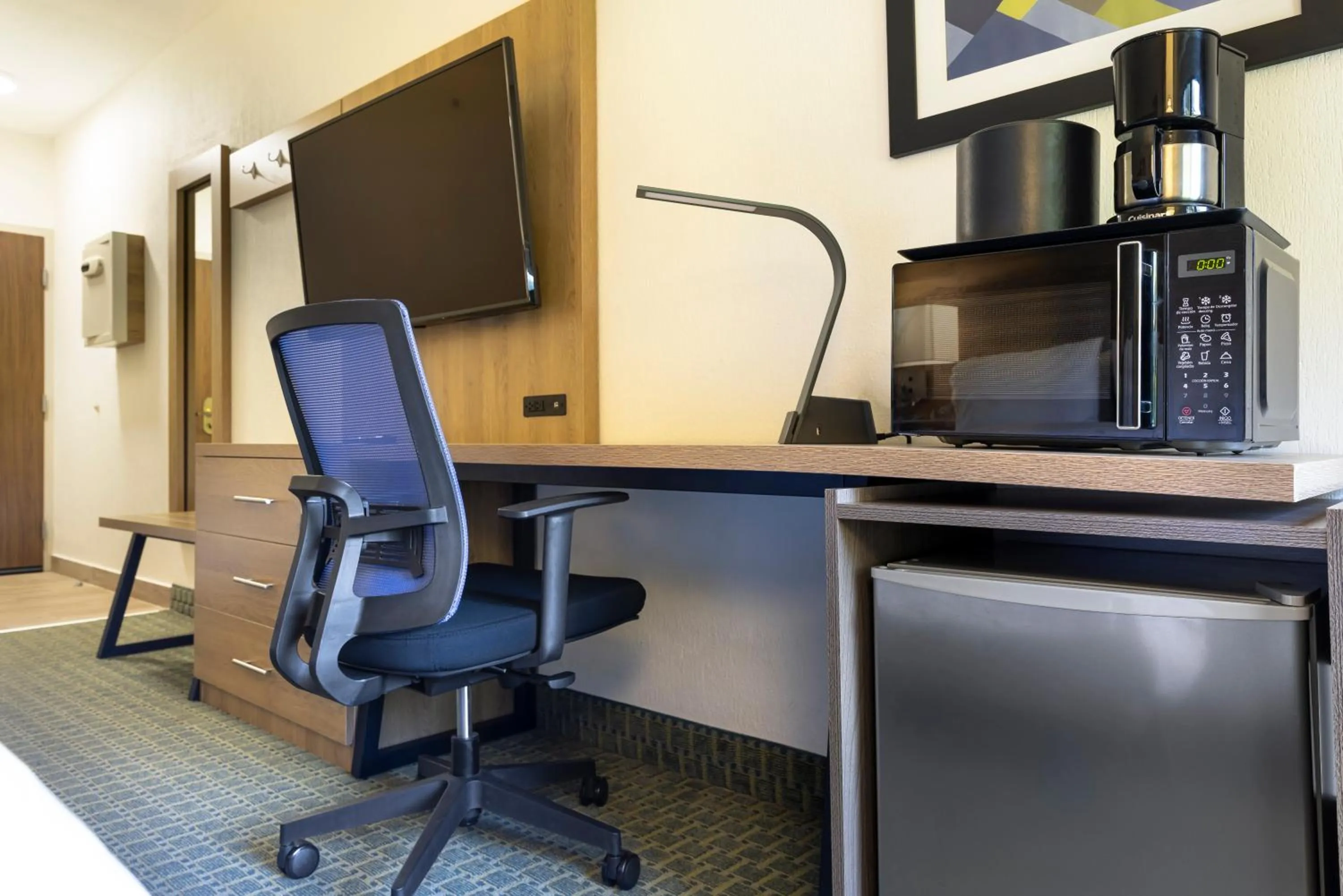 Photo of the whole room in Holiday Inn Express San Jose Costa Rica Airport by IHG