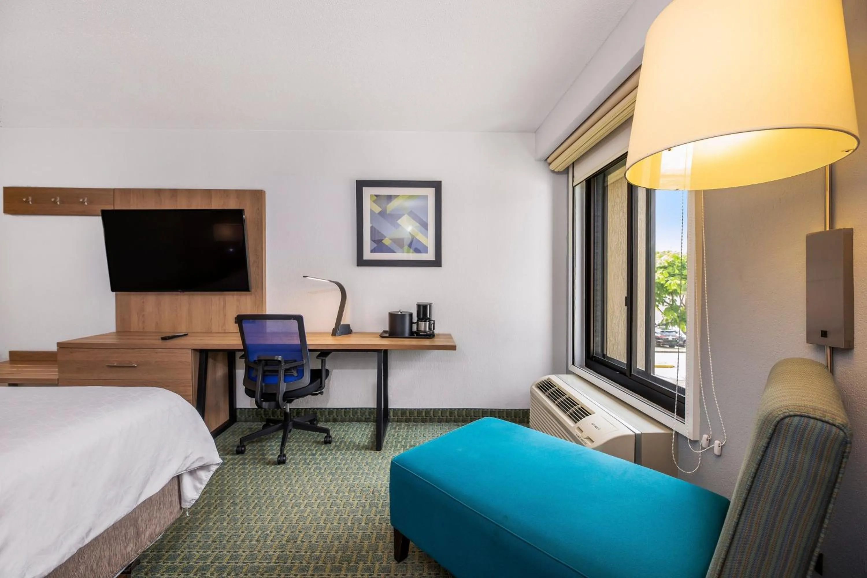 Photo of the whole room, Bed in Holiday Inn Express San Jose Costa Rica Airport by IHG