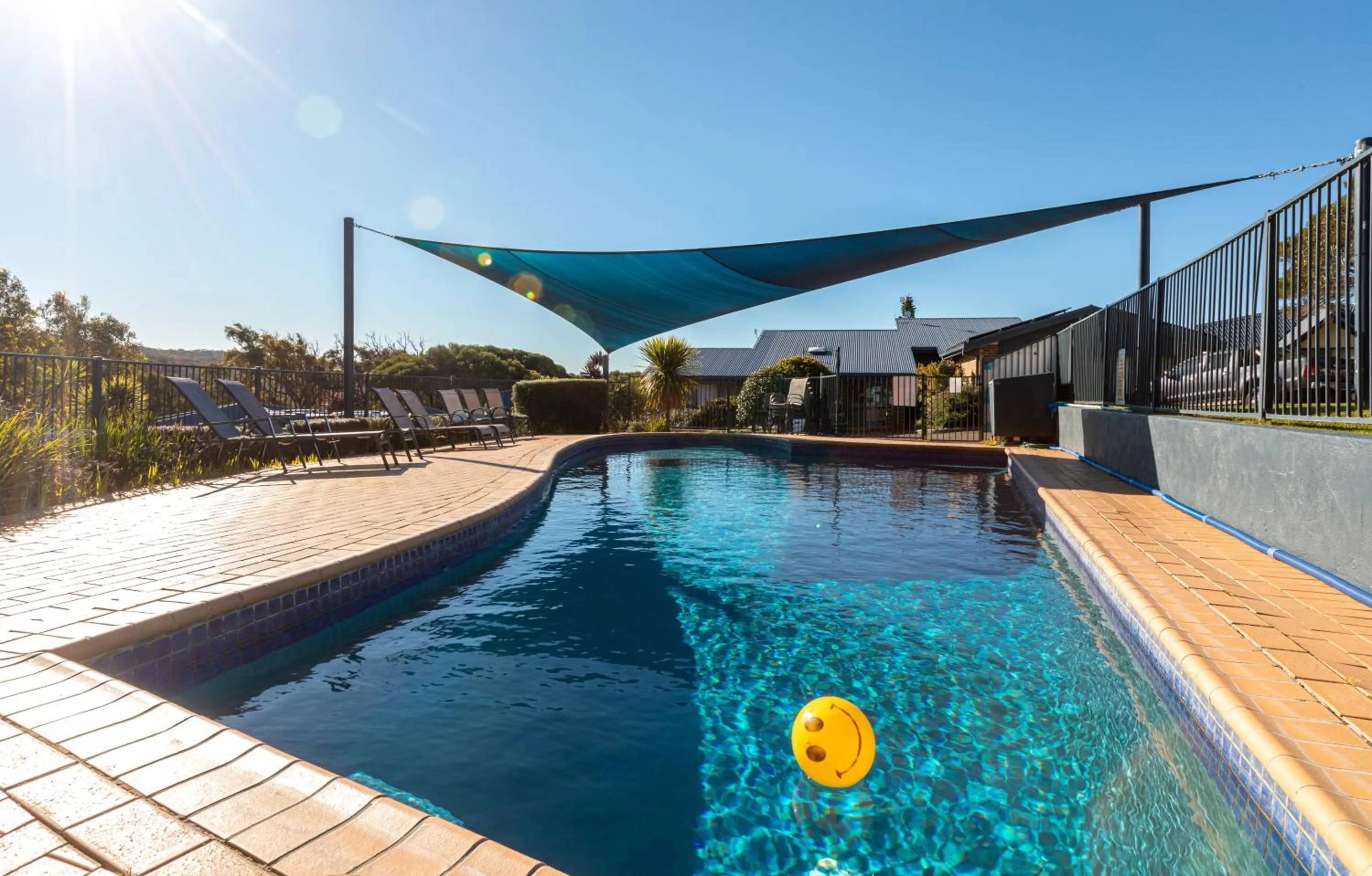 Swimming pool in Beach Cabins Merimbula