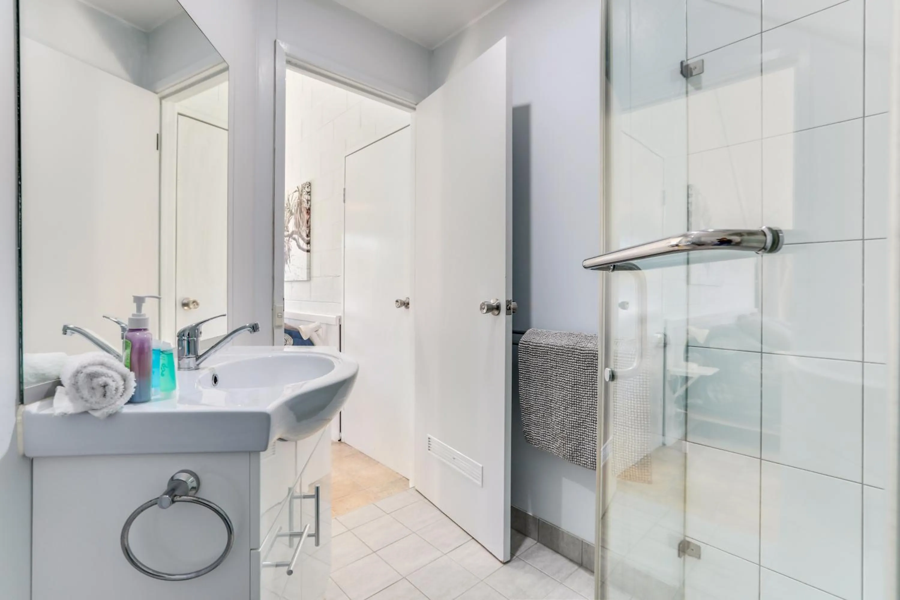 Bathroom in Beach Cabins Merimbula