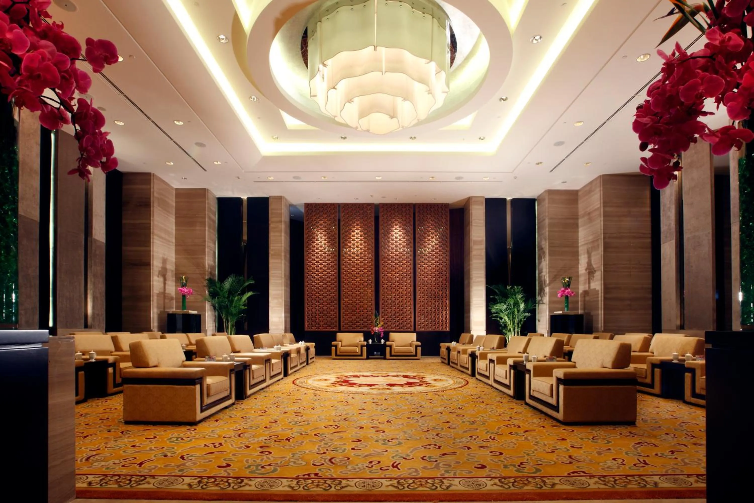 Business facilities in Nanyuan Universe Deluxe Hotel