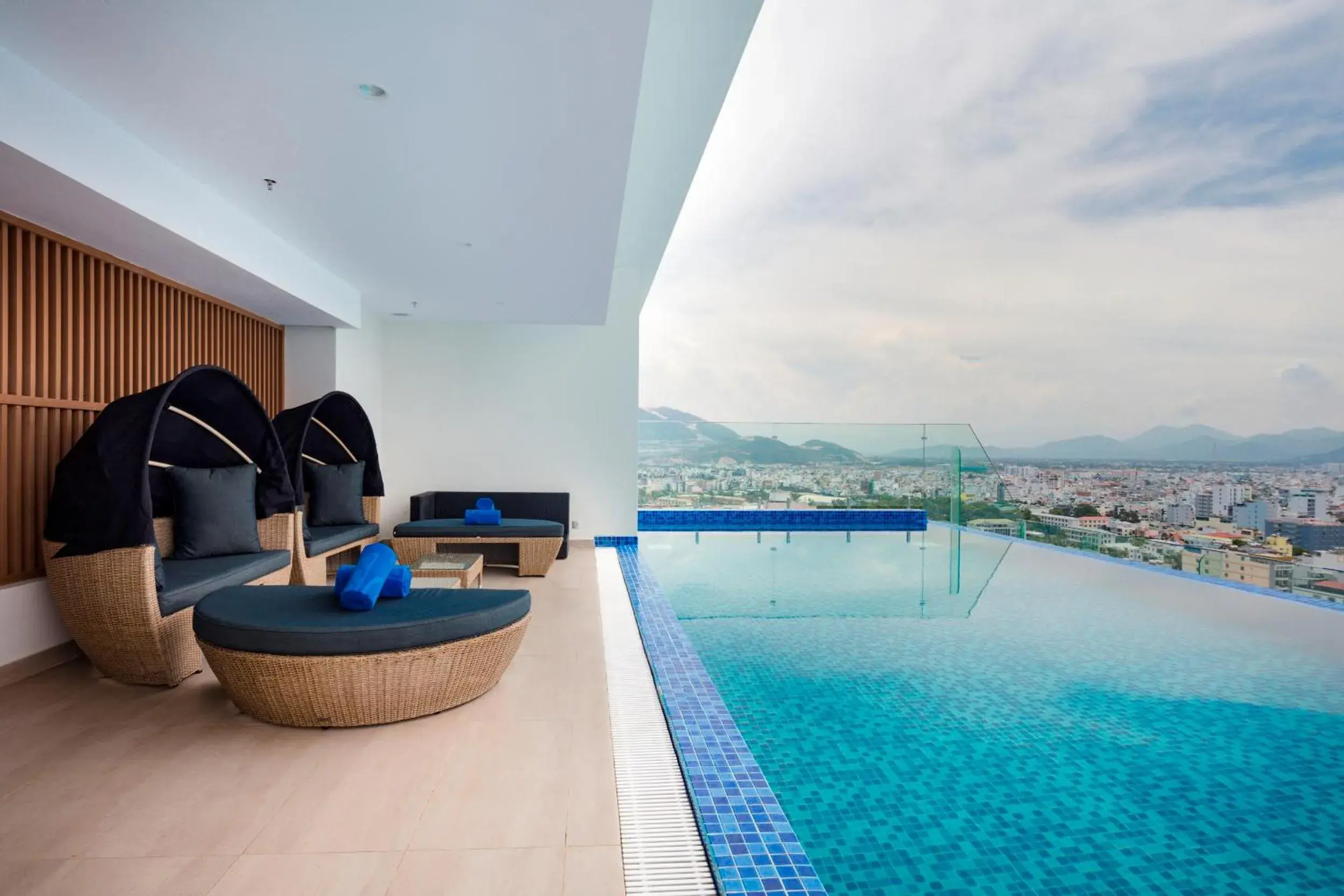 Swimming pool in Nagar Hotel Nha Trang Swimming pool in Nagar Hotel Nha Trang