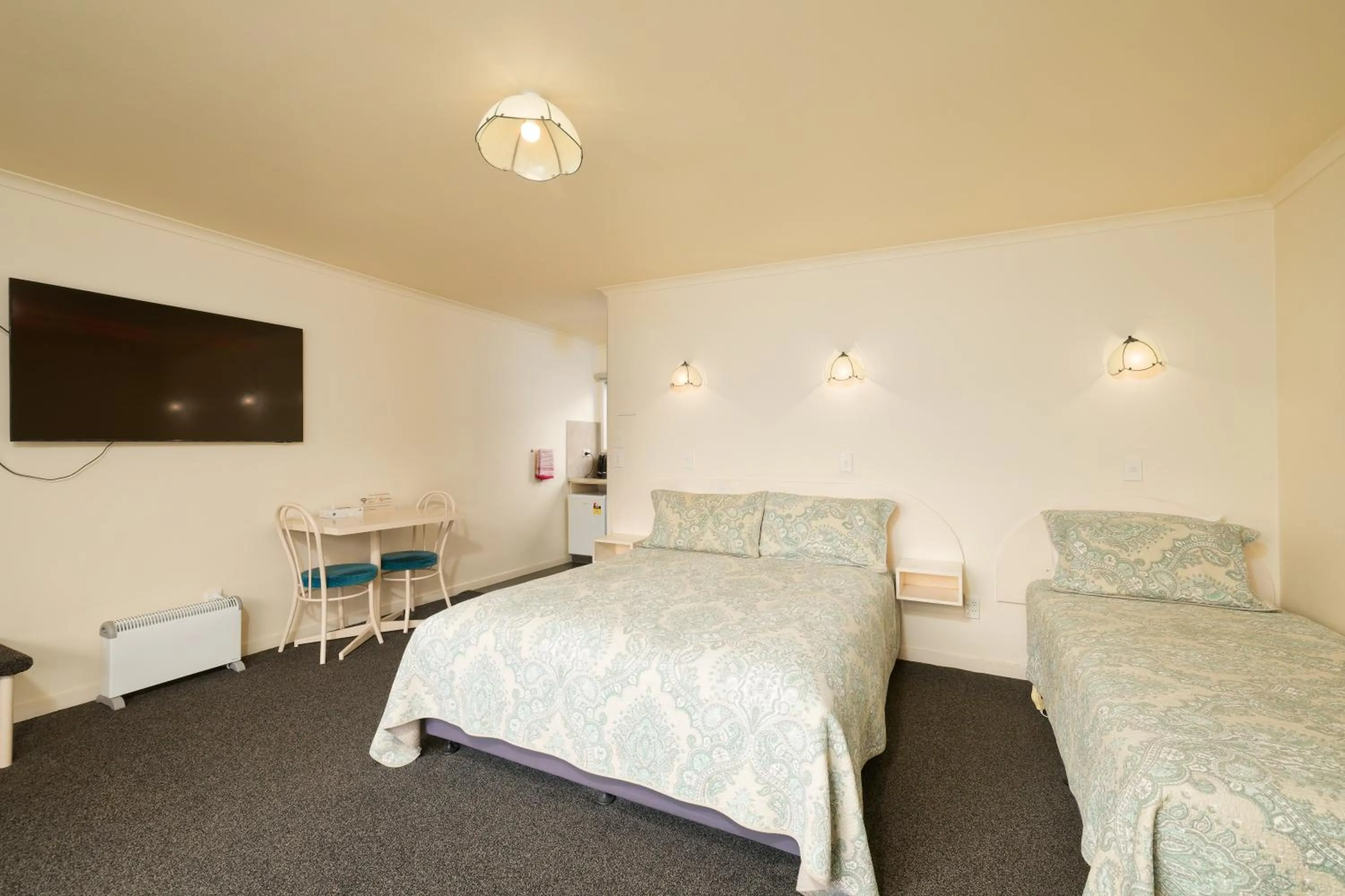 Bed in Blue Seas Motel