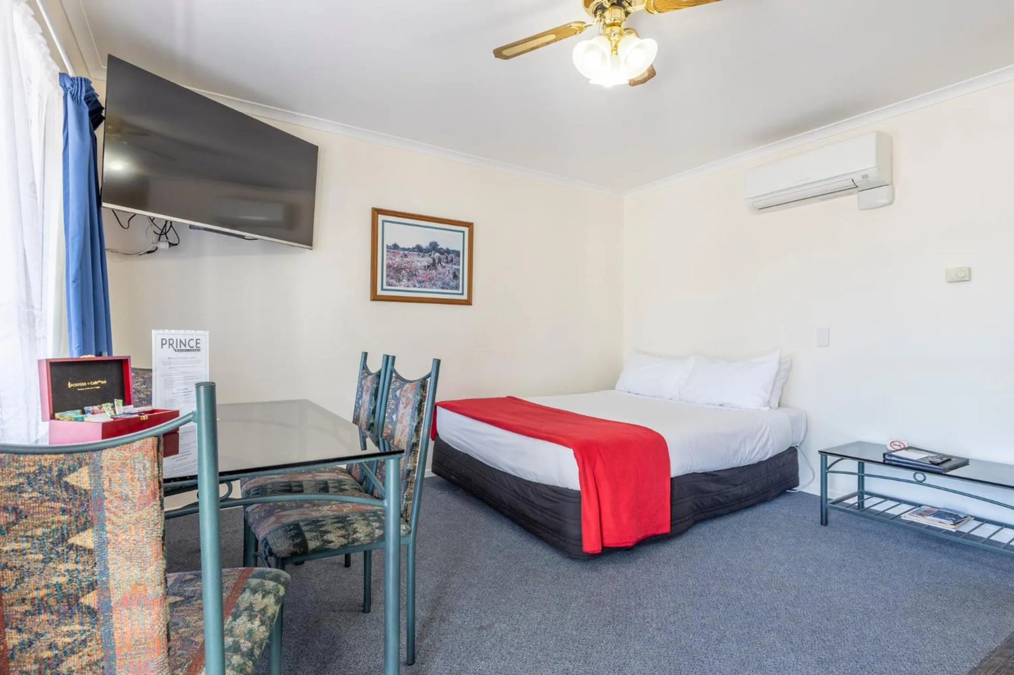 Bed in ASURE PRINCE motor lodge