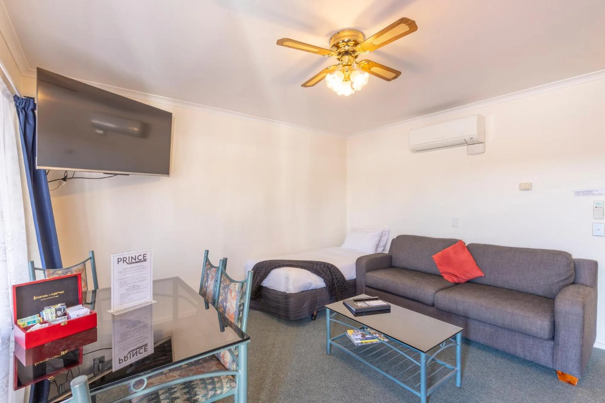 Living room in ASURE PRINCE motor lodge