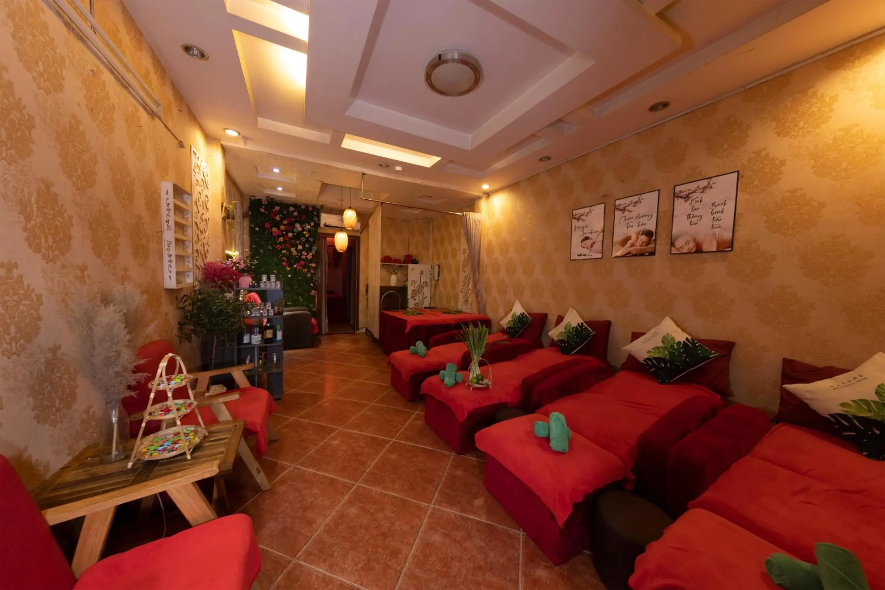 Spa and wellness centre/facilities in Vilion Central Hotel & Spa Spa and wellness centre/facilities in Vilion Central Hotel & Spa